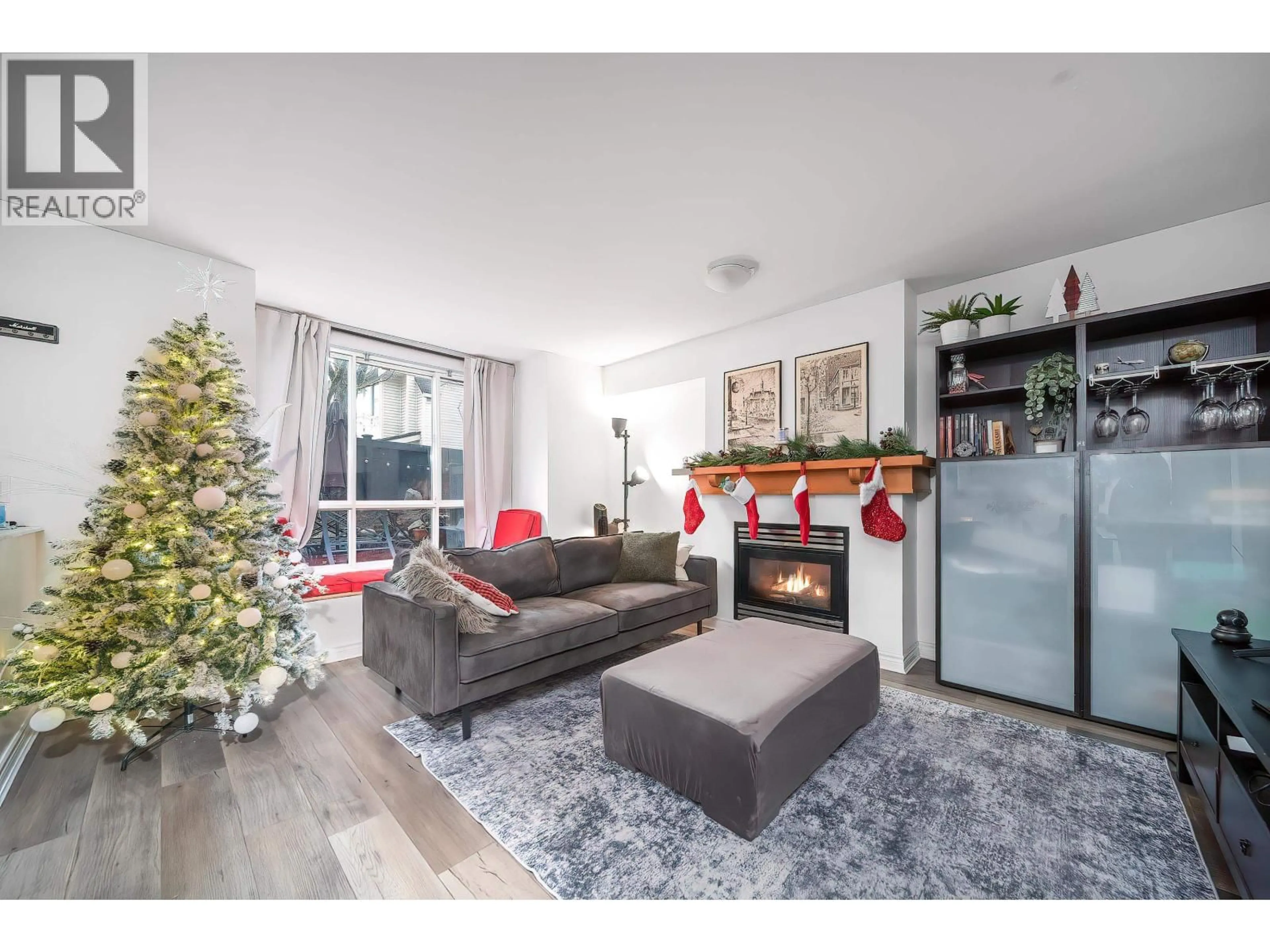 Unknown for 7313 MAGNOLIA TERRACE, Burnaby British Columbia V5E4N3