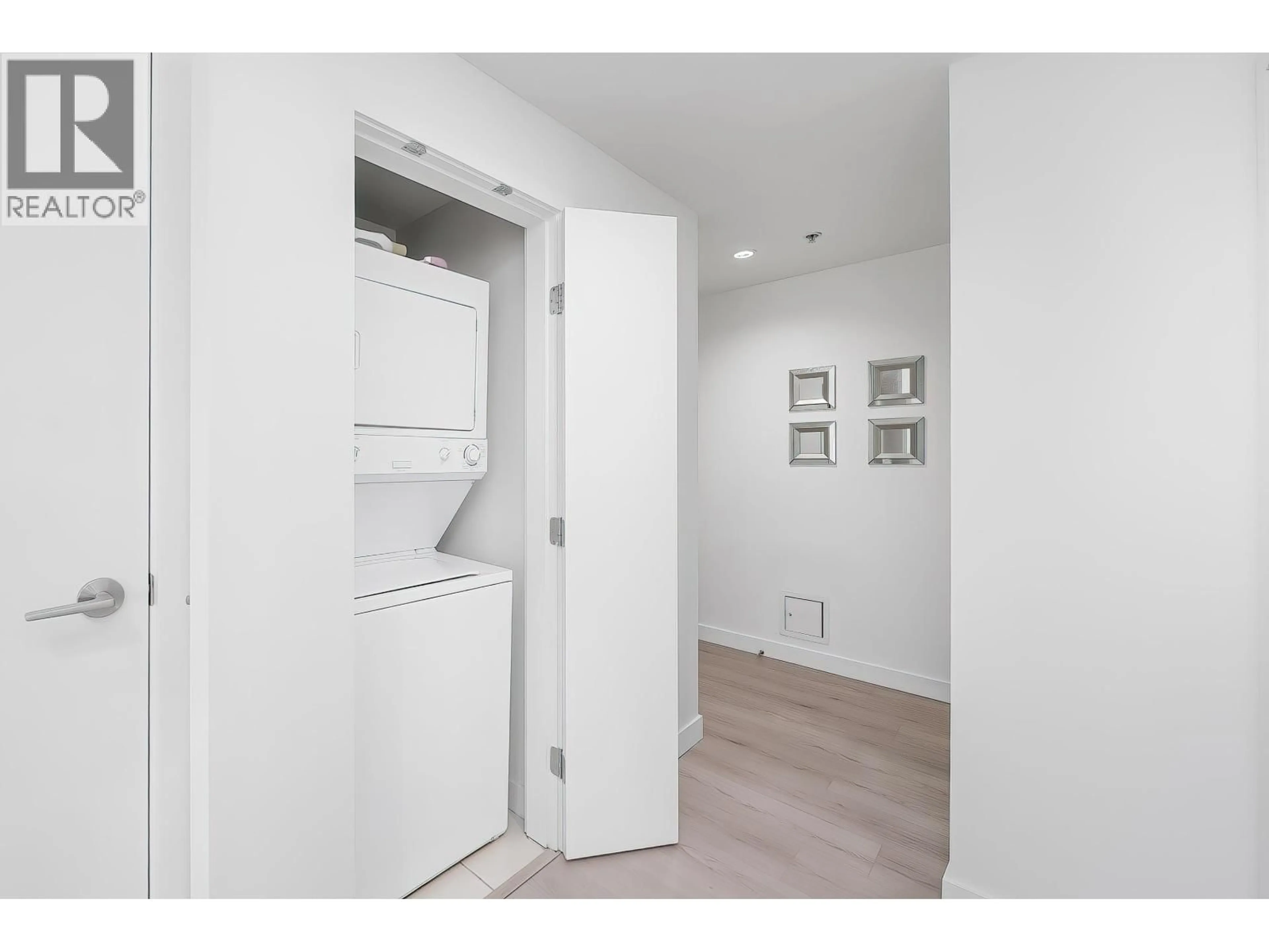 Laundry room for 1703 - 5900 ALDERBRIDGE WAY, Richmond British Columbia V6X0B6