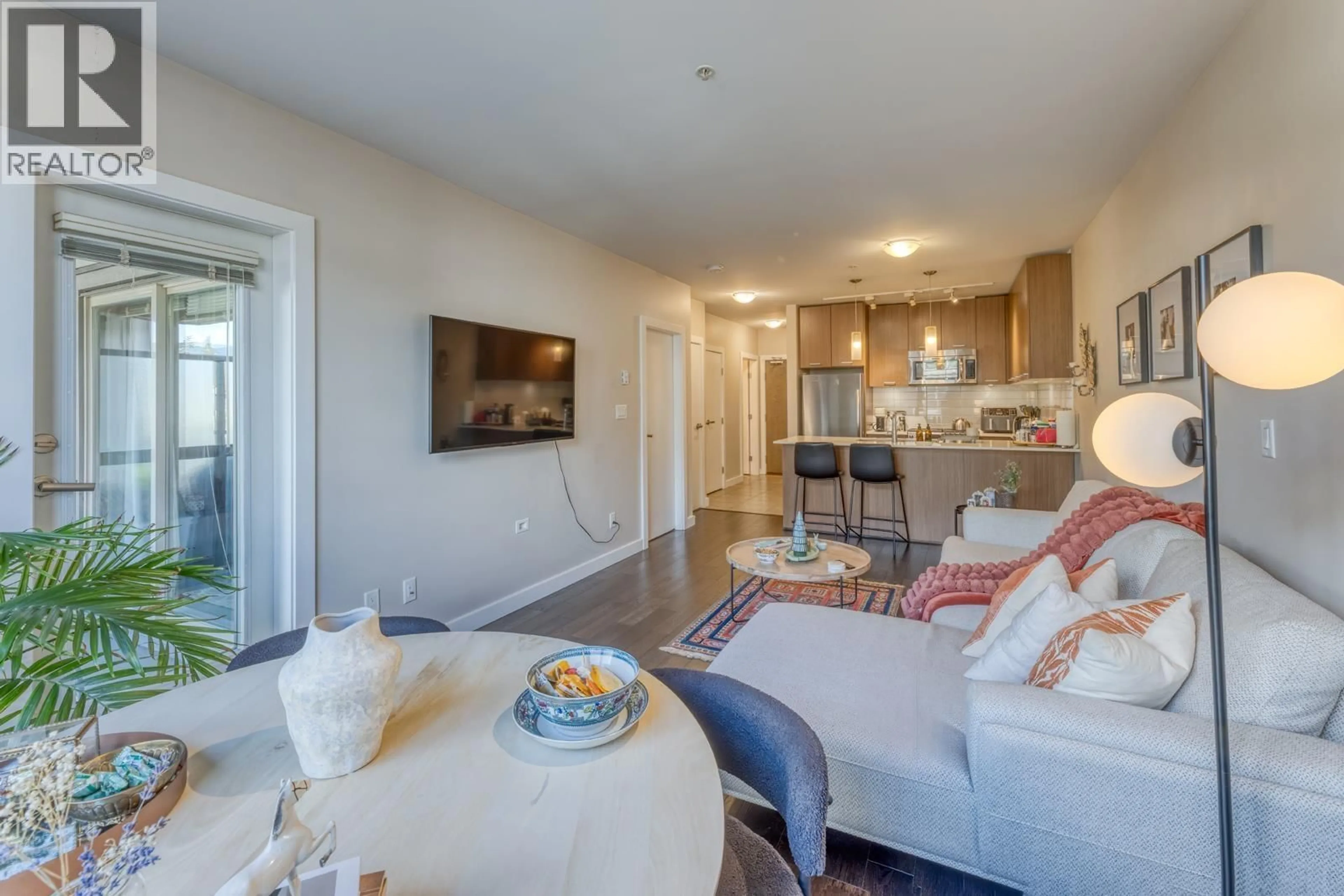 Unknown for 302 - 1182 16TH STREET, North Vancouver British Columbia V7P0B3