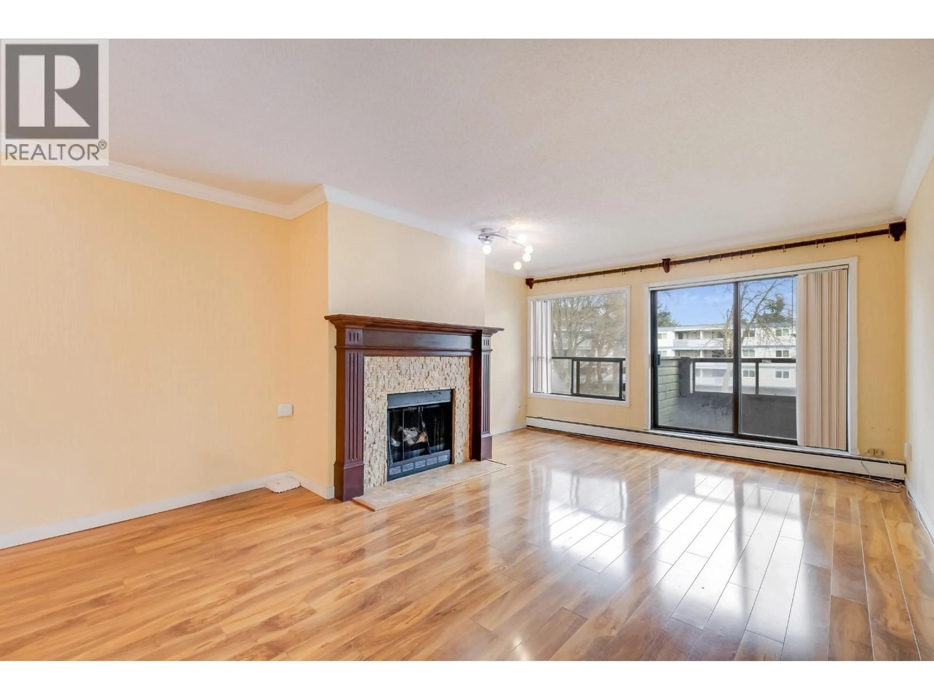 A pic of a room for 210 - 8600 ACKROYD ROAD, Richmond British Columbia V6X3G1