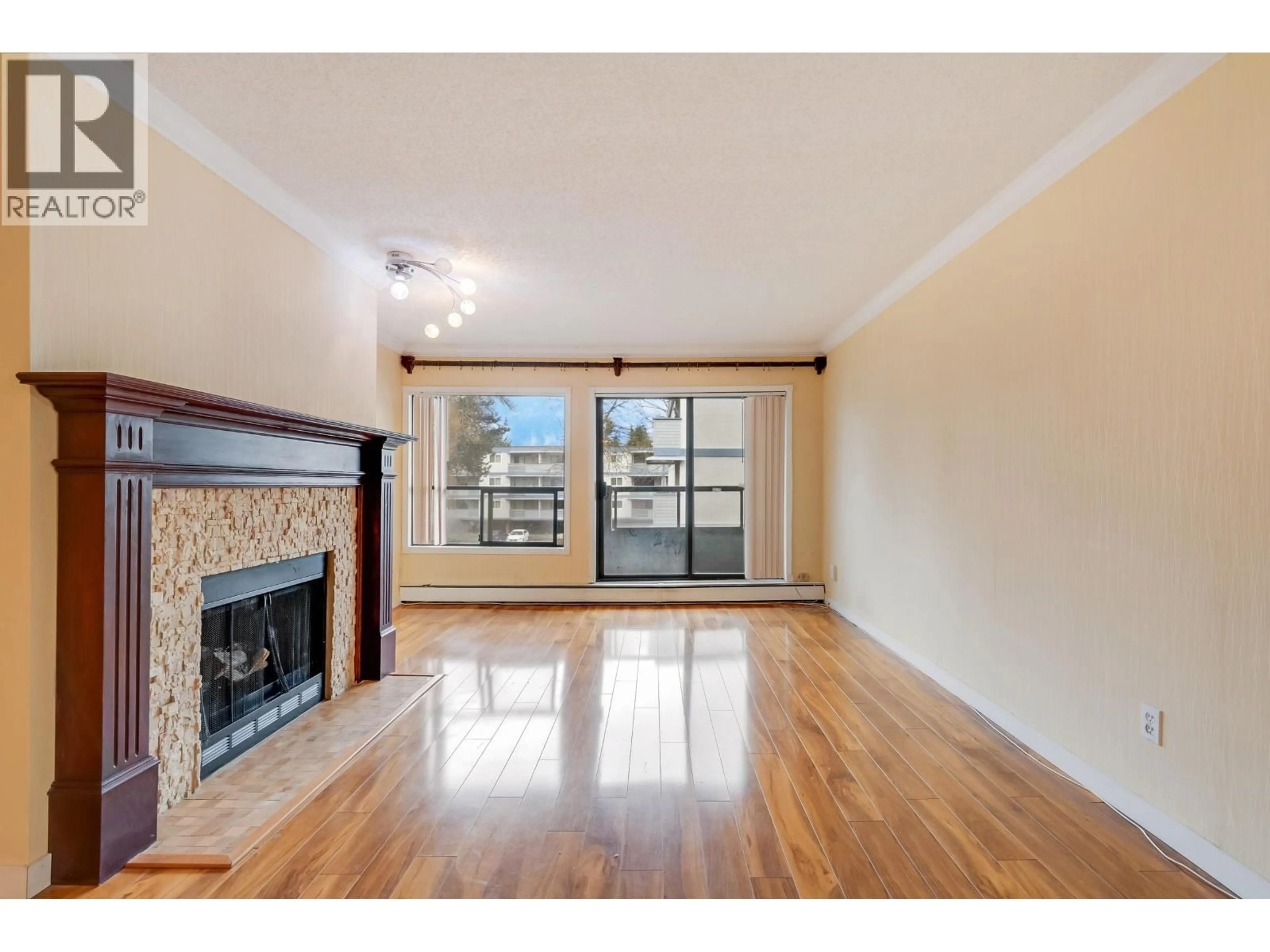 A pic of a room for 210 - 8600 ACKROYD ROAD, Richmond British Columbia V6X3G1