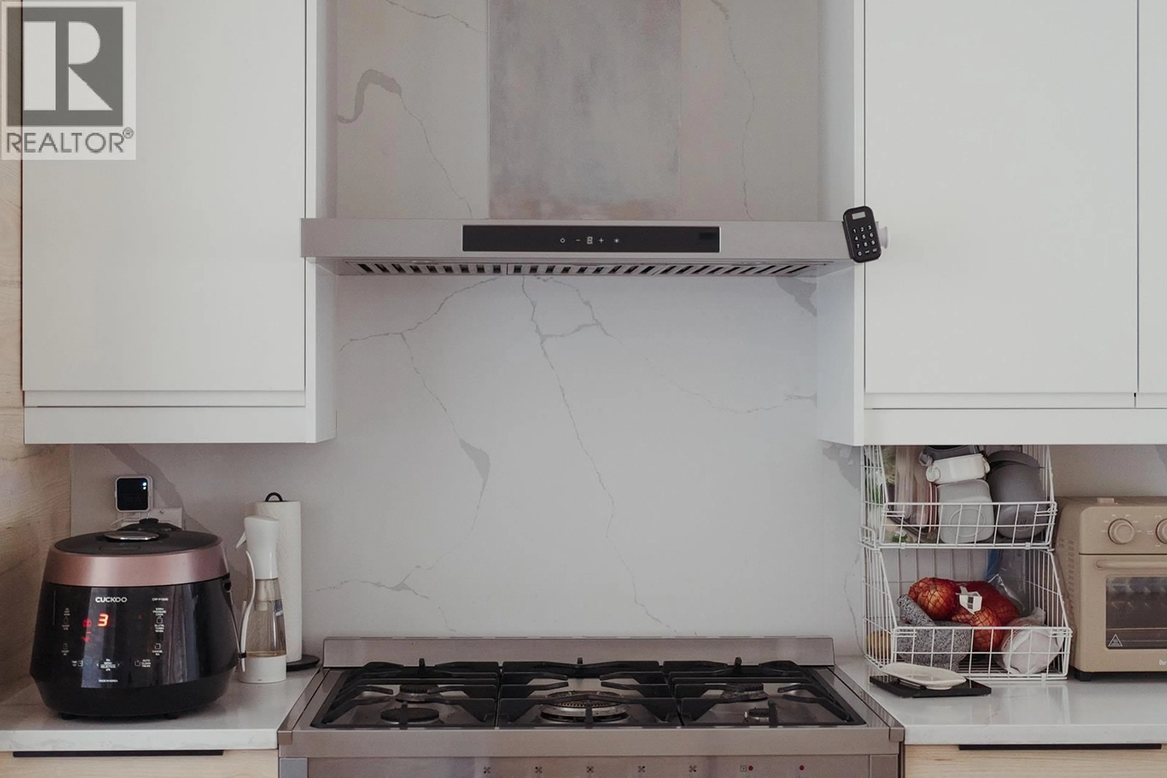 Standard kitchen, ceramic/tile floor for 679 GAMMA AVENUE, Burnaby British Columbia V5C6A3