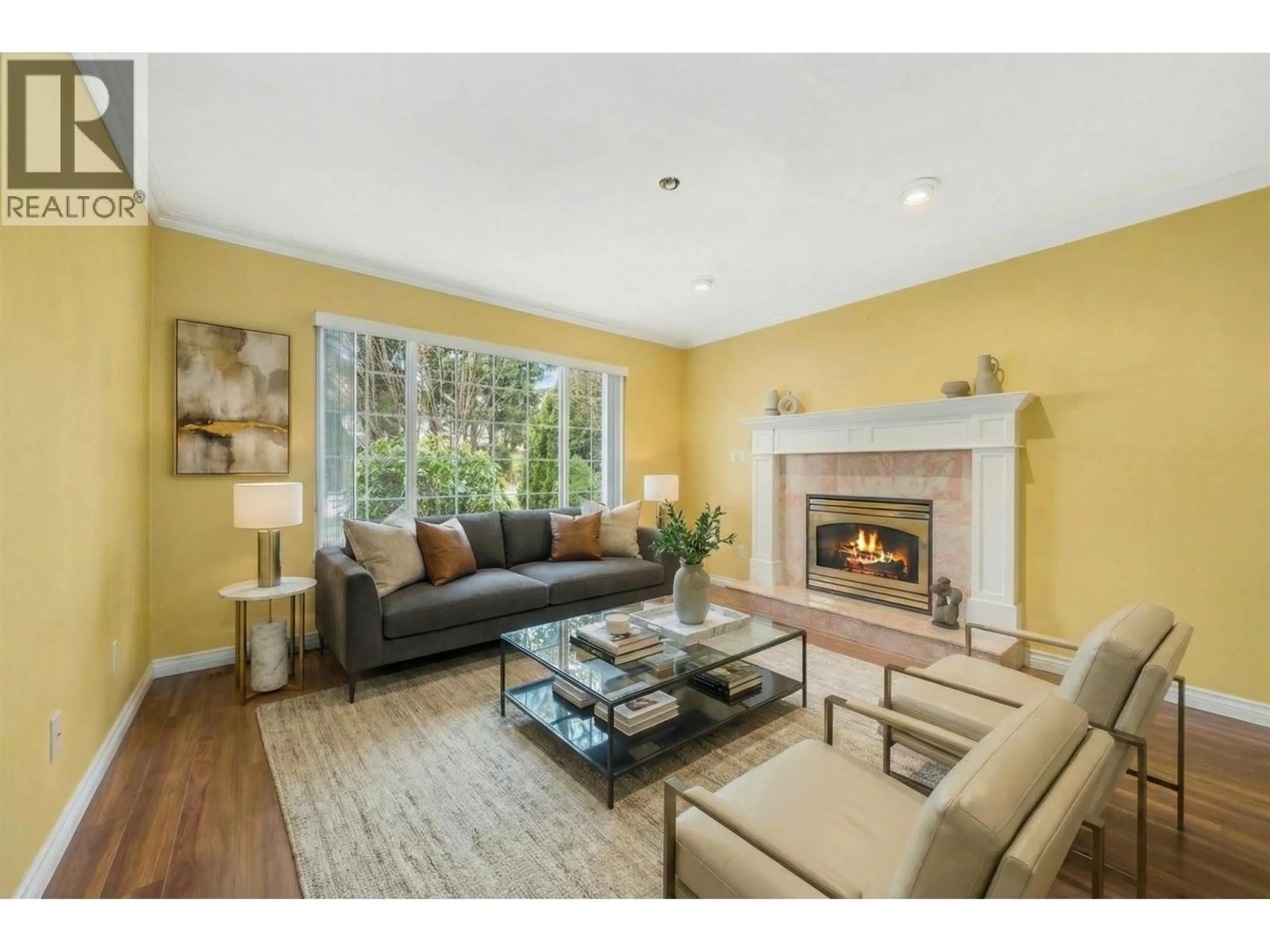 Living room with furniture, unknown for 2312 MARINE DRIVE, New Westminster British Columbia V3M2H7