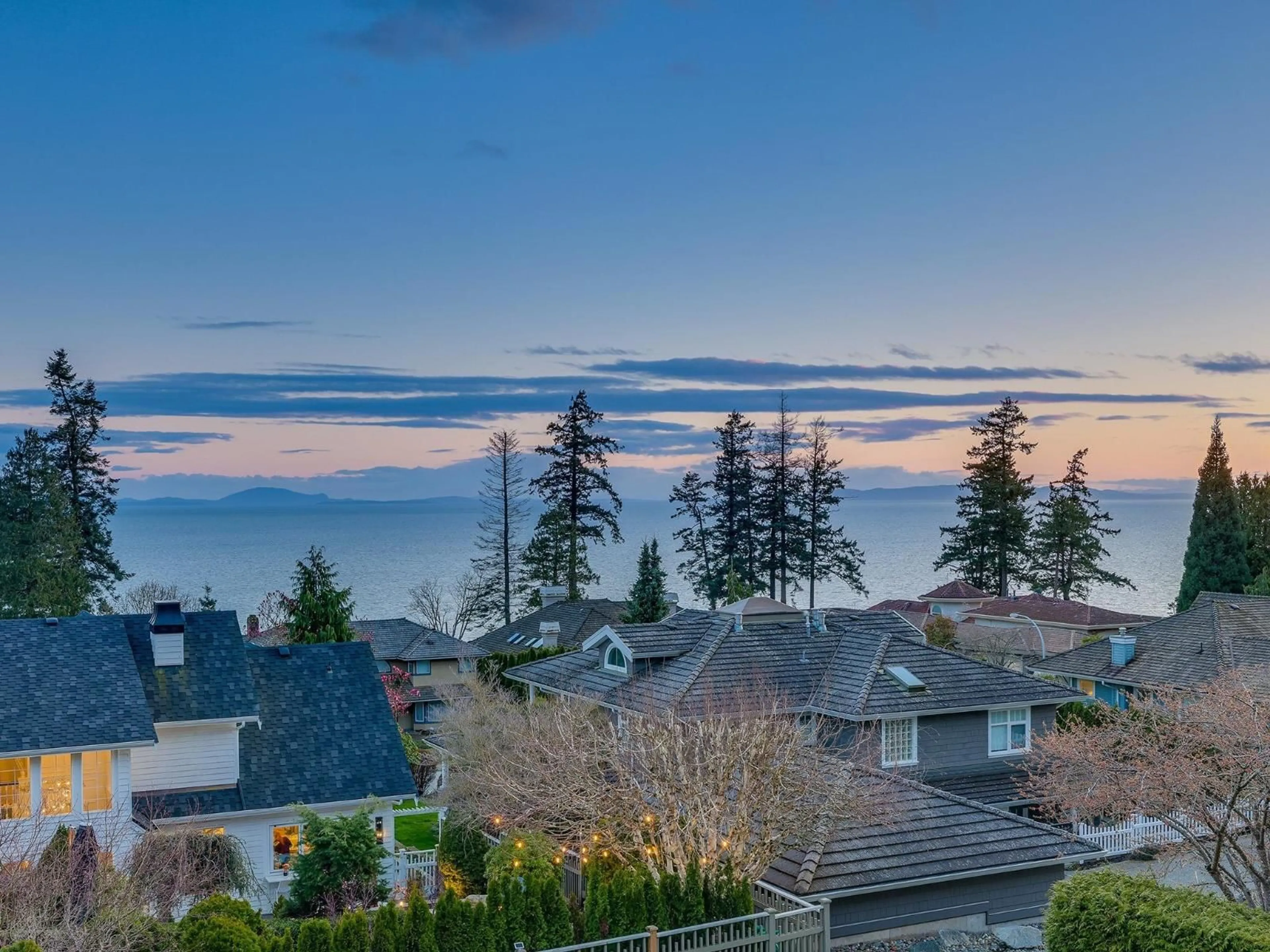 A pic from outside/outdoor area/front of a property/back of a property/a pic from drone, mountain view for 13518 MARINE DRIVE, Surrey British Columbia V4A1G2