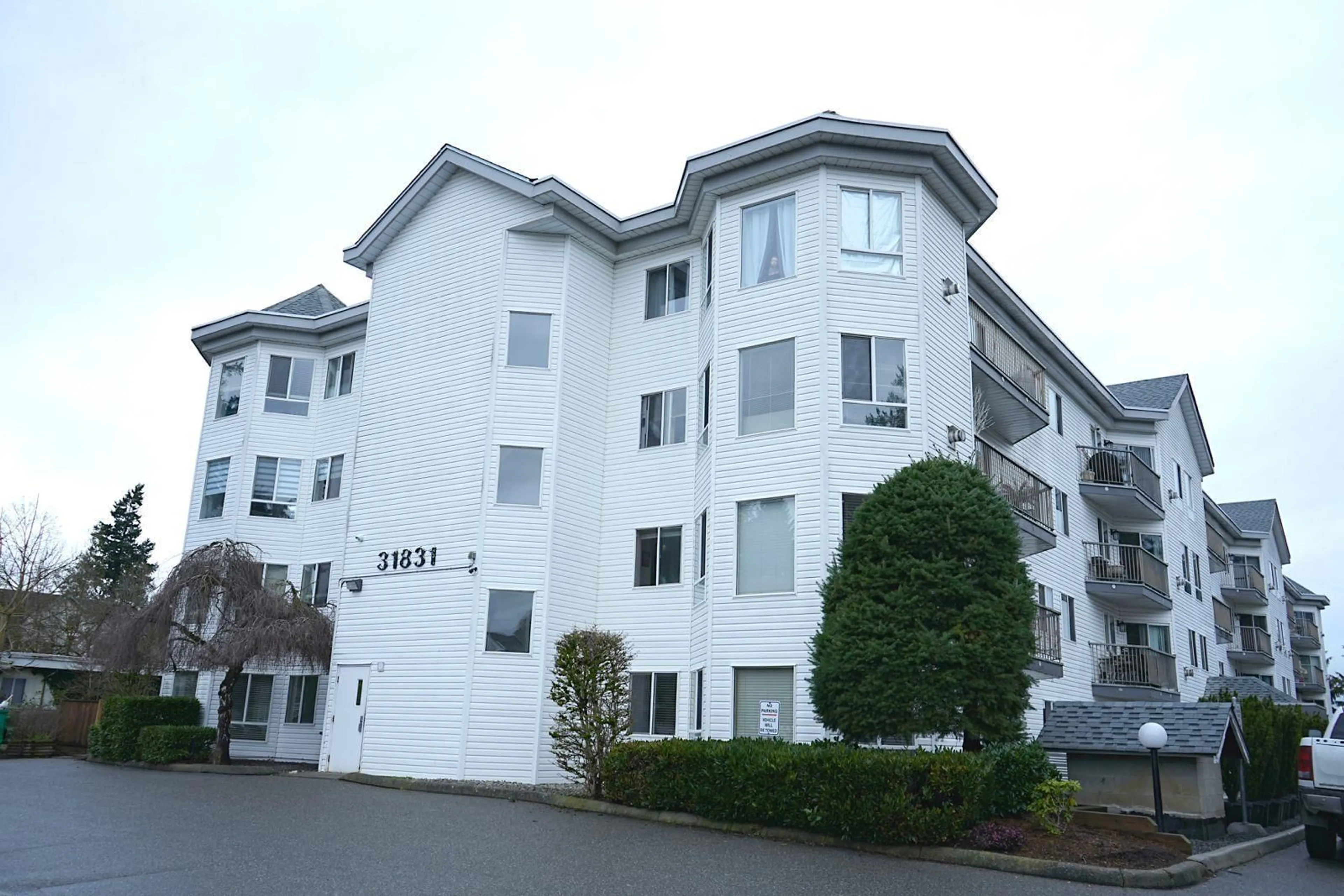 Unknown for 301 - 31831 PEARDONVILLE ROAD, Abbotsford British Columbia V2T1L5