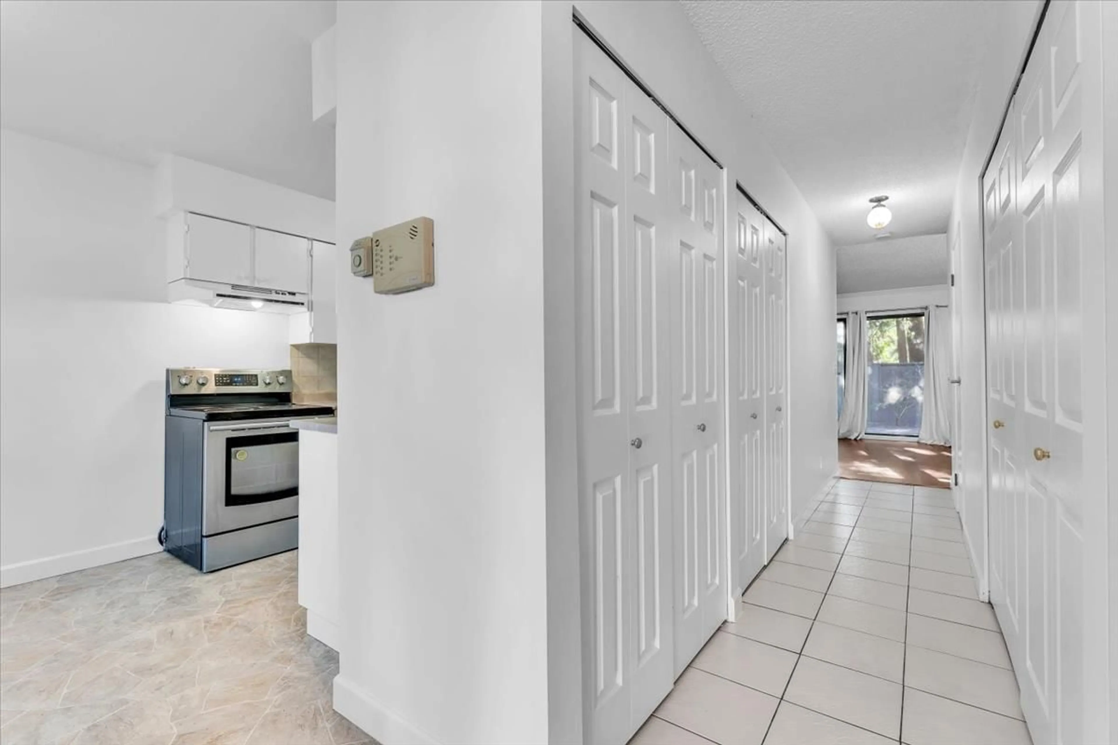 Unknown for 146 - 9455 PRINCE CHARLES BOULEVARD, Surrey British Columbia V3V7G1