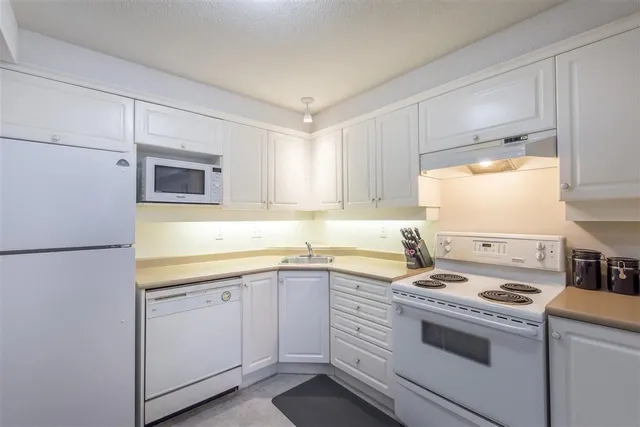 308 - 13780 76 AVENUE, Surrey 4