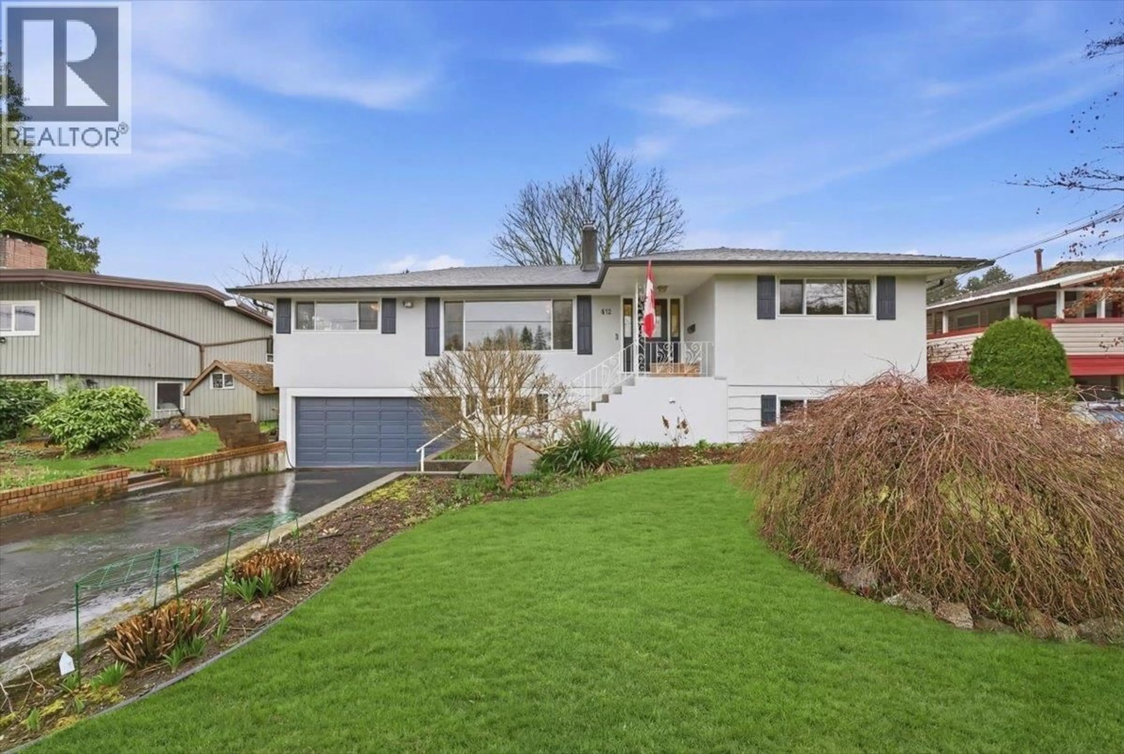 A pic from outside/outdoor area/front of a property/back of a property/a pic from drone, street for 812 GROVER AVENUE, Coquitlam British Columbia V3J3C8