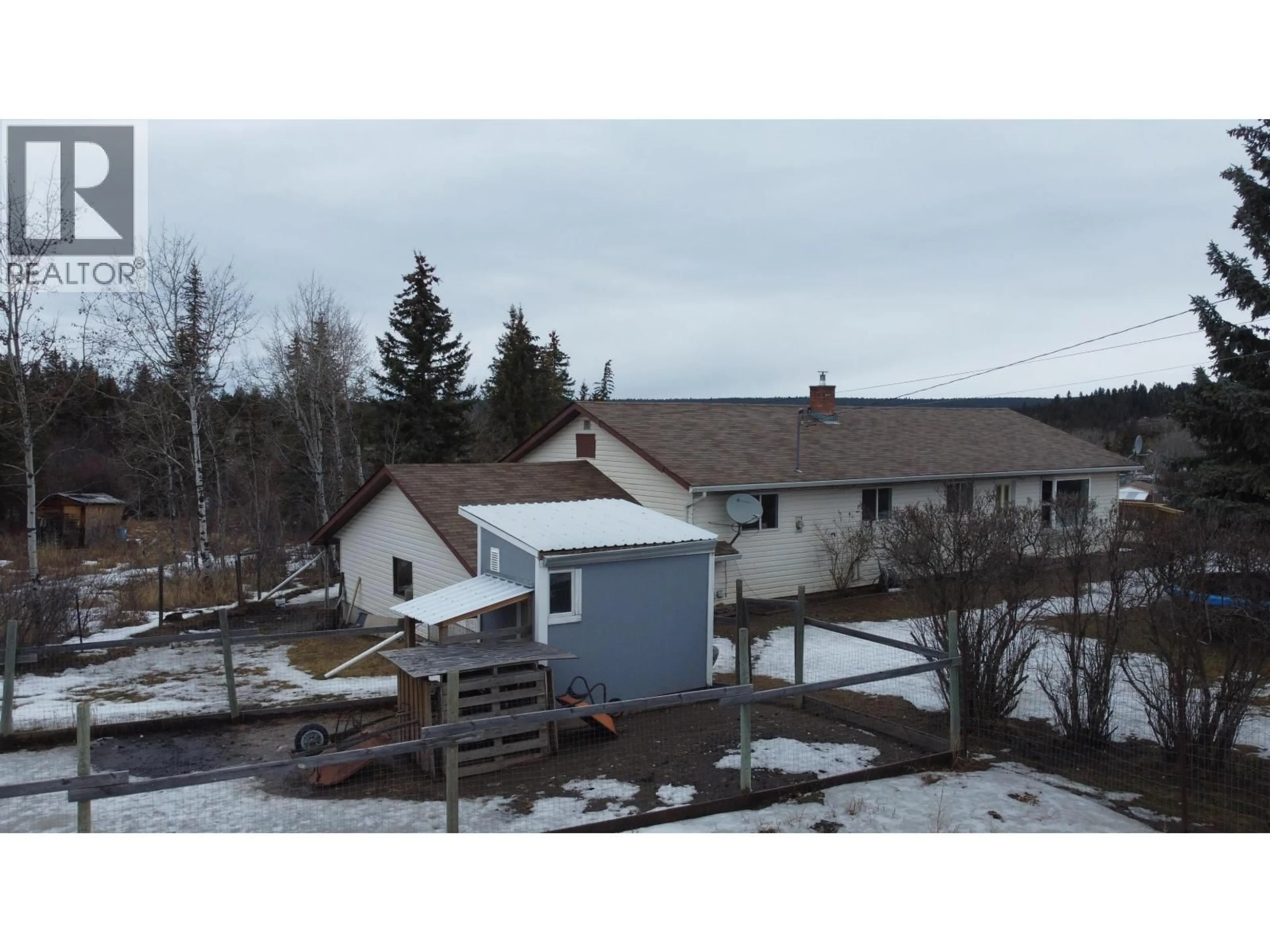 A pic from outside/outdoor area/front of a property/back of a property/a pic from drone, mountain view for 2686 DOG CREEK ROAD, Williams Lake British Columbia V2G4W8