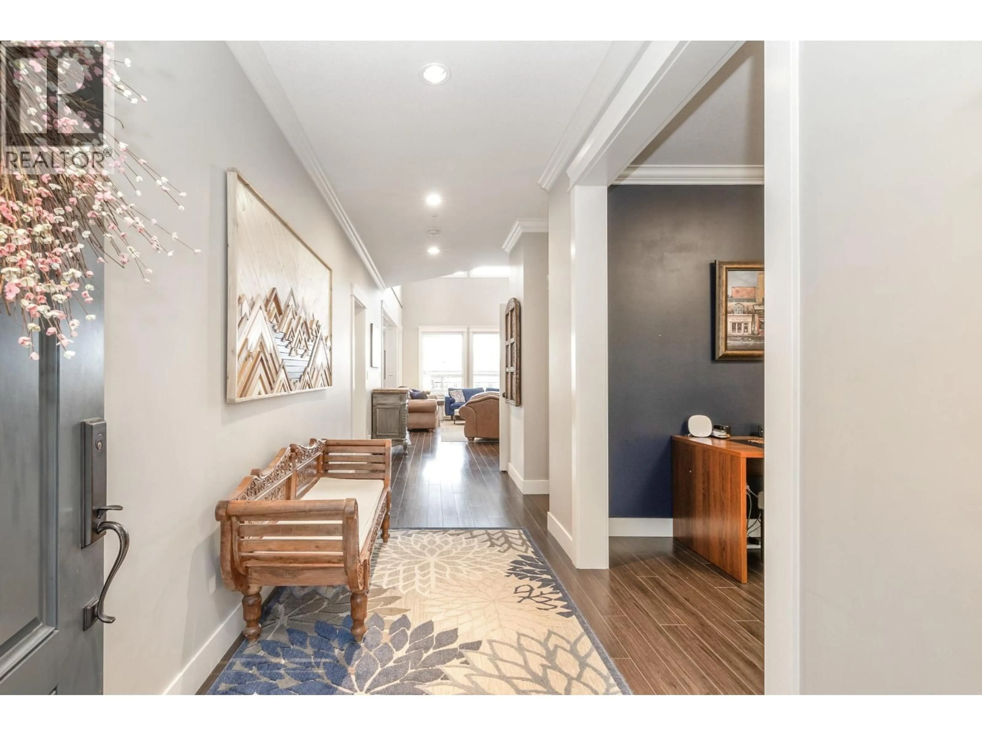 Indoor entryway for 13869 SILVER VALLEY ROAD, Maple Ridge British Columbia V4R0C2