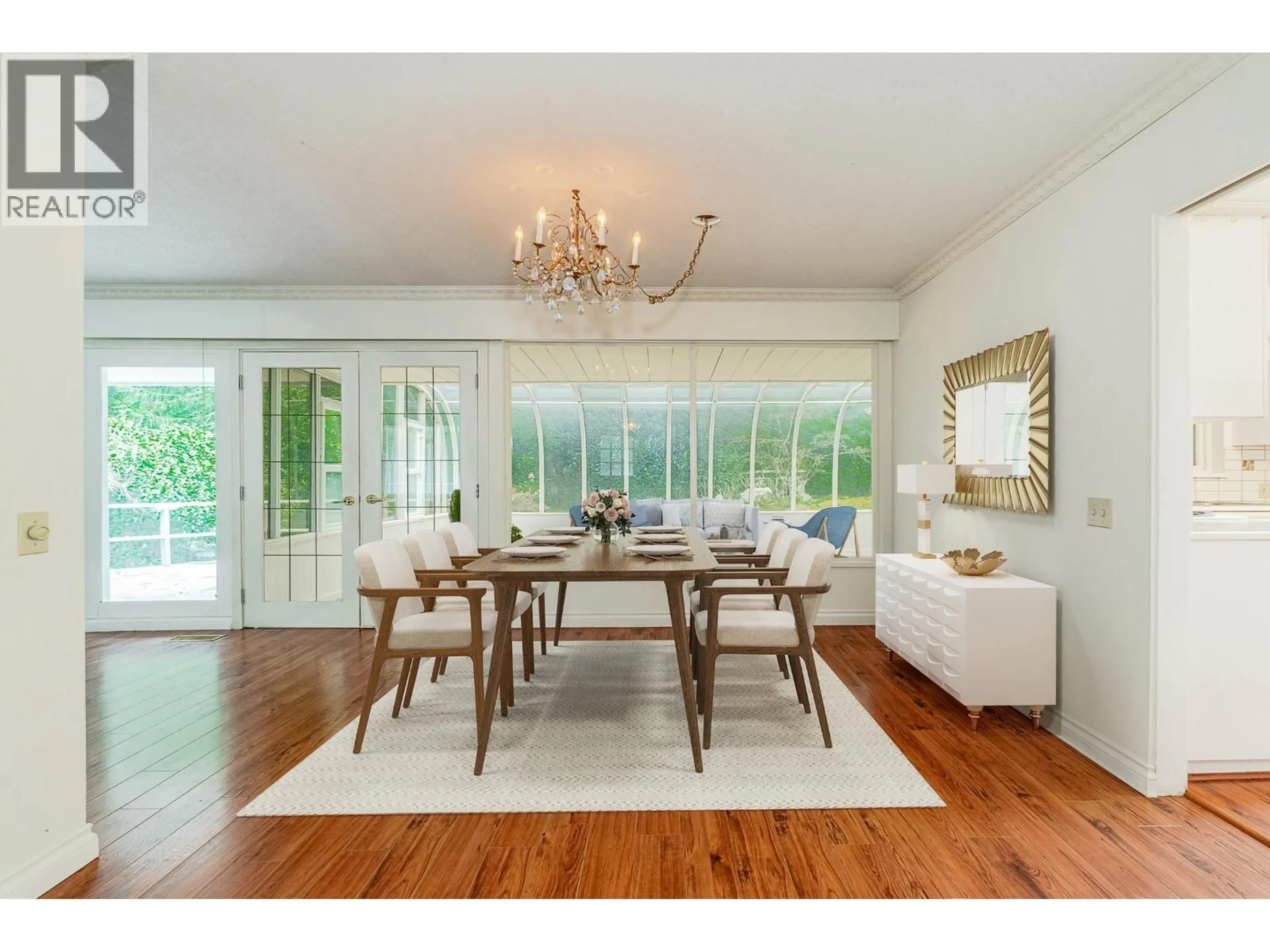 Dining room, wood/laminate floor for 5725 CRANLEY DRIVE, West Vancouver British Columbia V7V4B3
