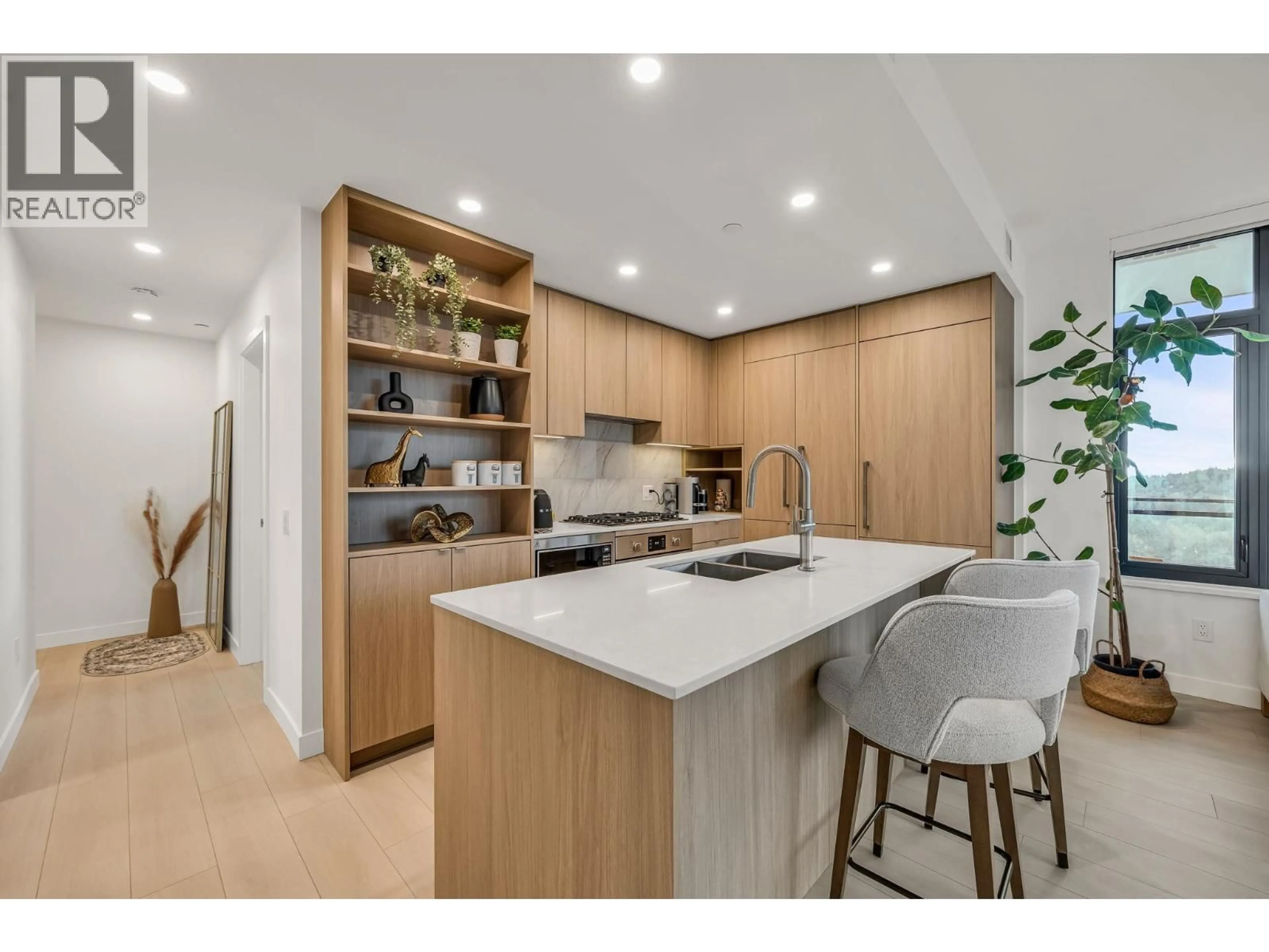 Open concept kitchen, unknown for 1705 - 626 CLAREMONT STREET, Coquitlam British Columbia V3J0T1