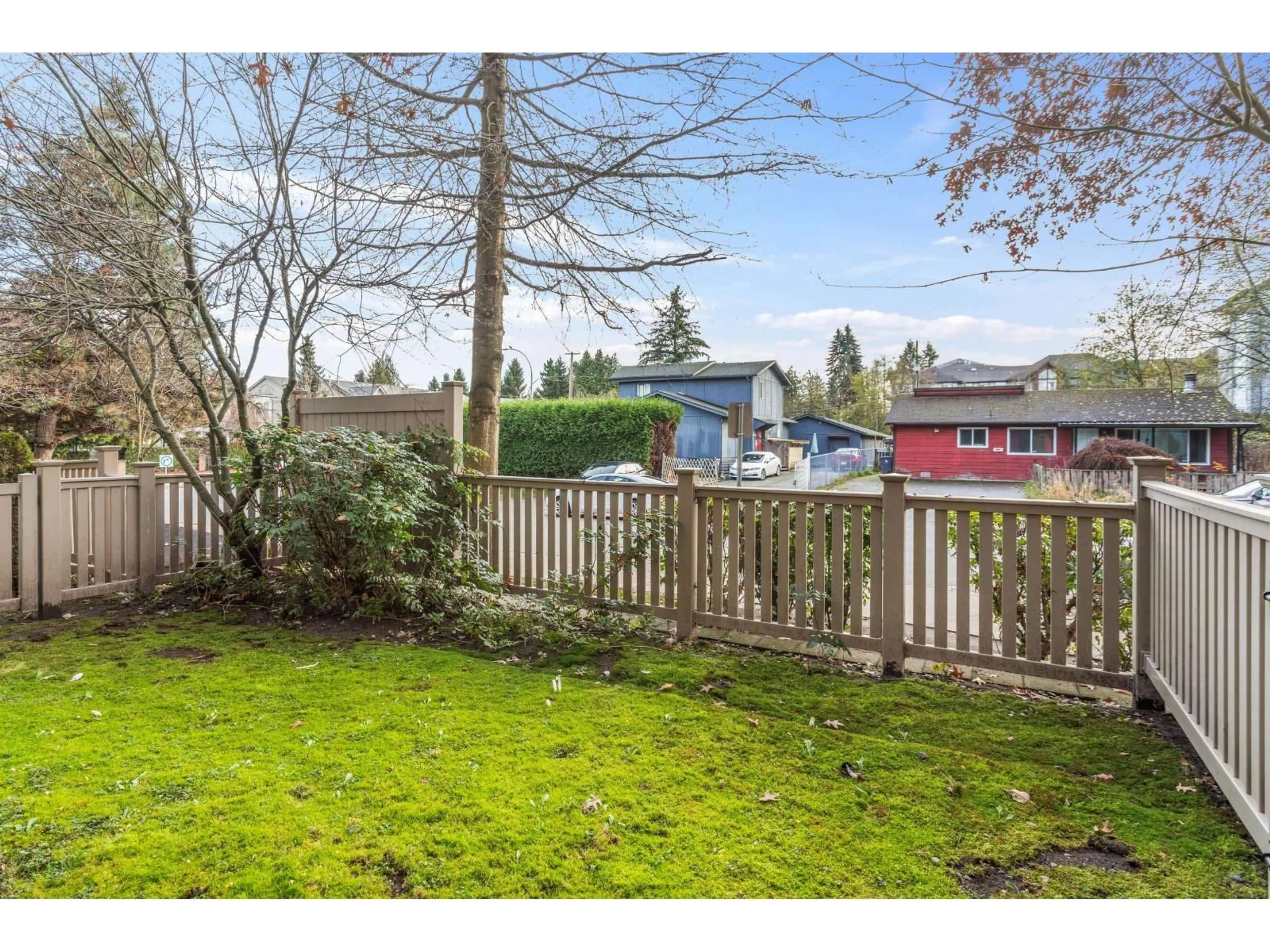 A pic from outside/outdoor area/front of a property/back of a property/a pic from drone, unknown for 102 - 15385 101A AVENUE, Surrey British Columbia V3R0B4