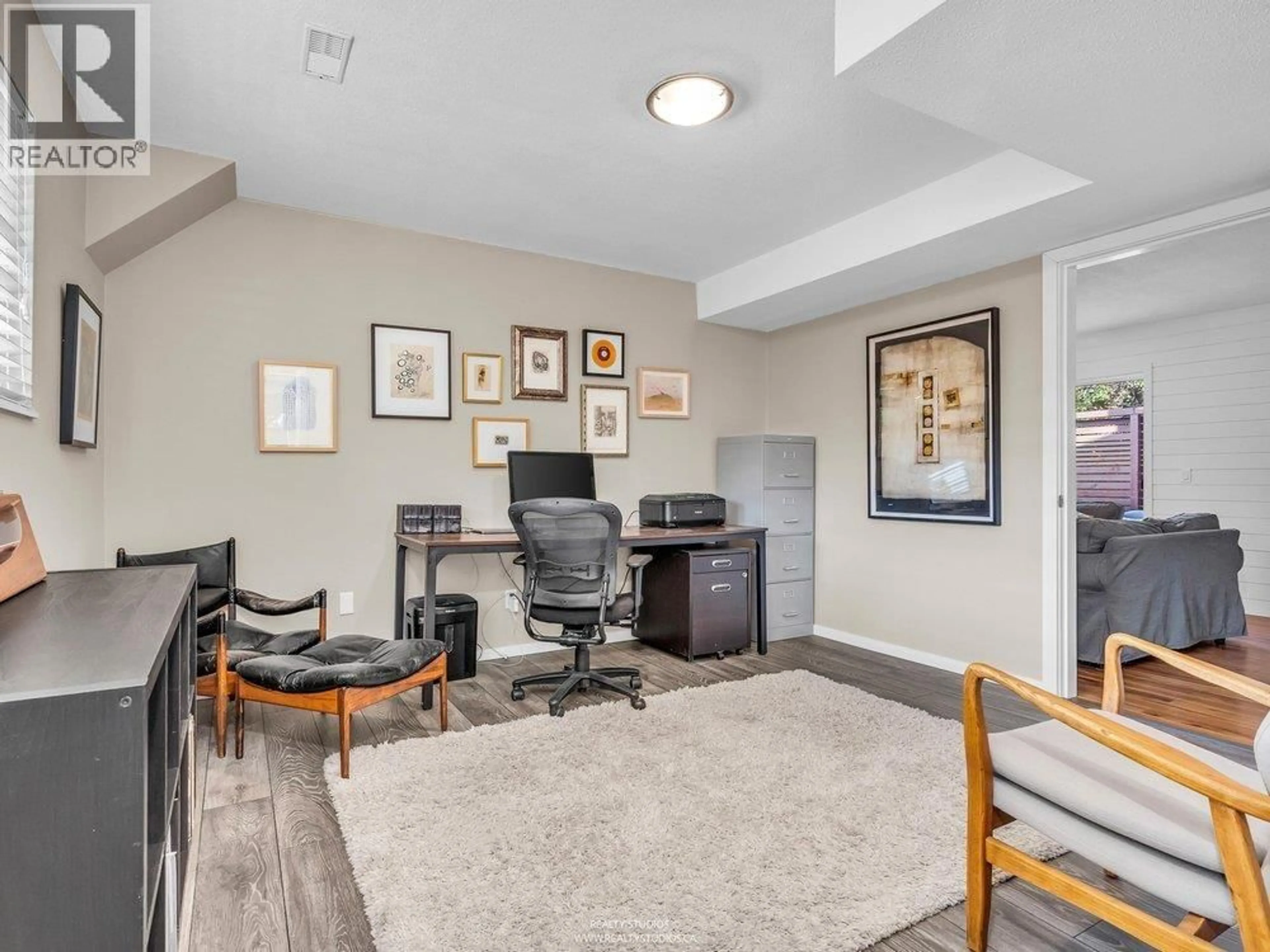 A pic of a room for 999 53A STREET, Delta British Columbia V4M3E2