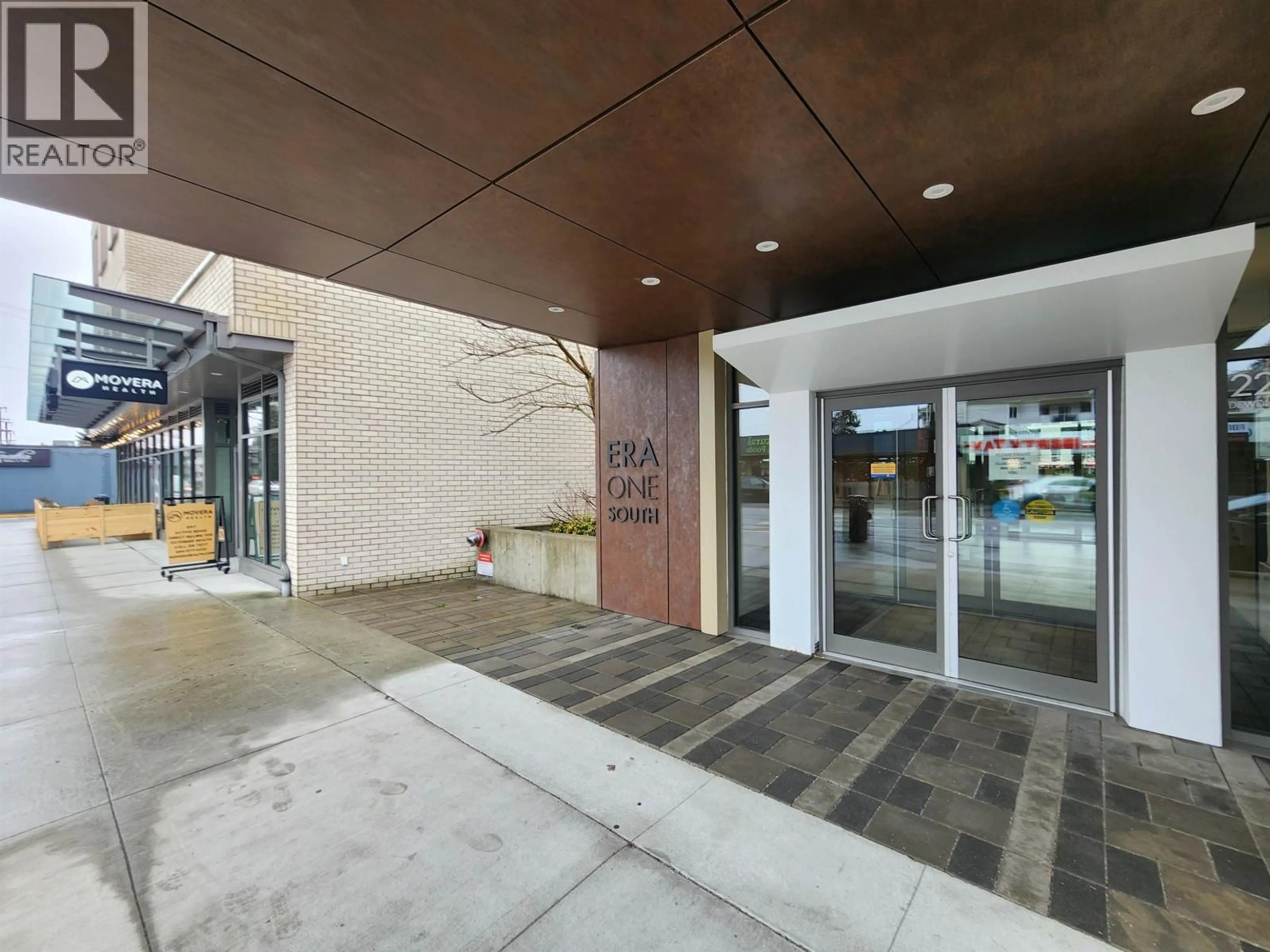 Indoor foyer for 202 - 22265 DEWDNEY TRUNK ROAD, Maple Ridge British Columbia V2X3J1