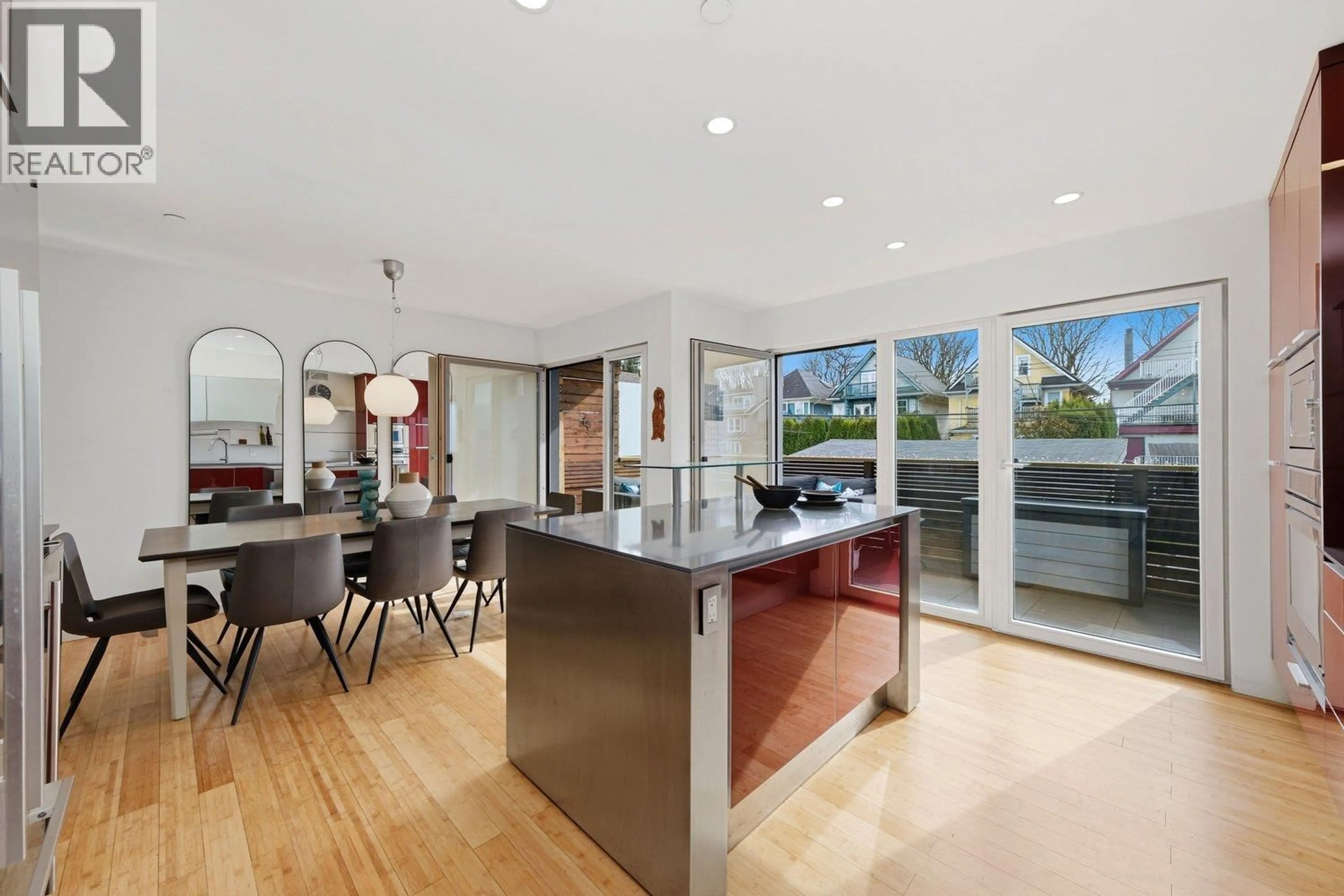 Open concept kitchen, unknown for 128 12TH AVENUE, Vancouver British Columbia V5Y1T7