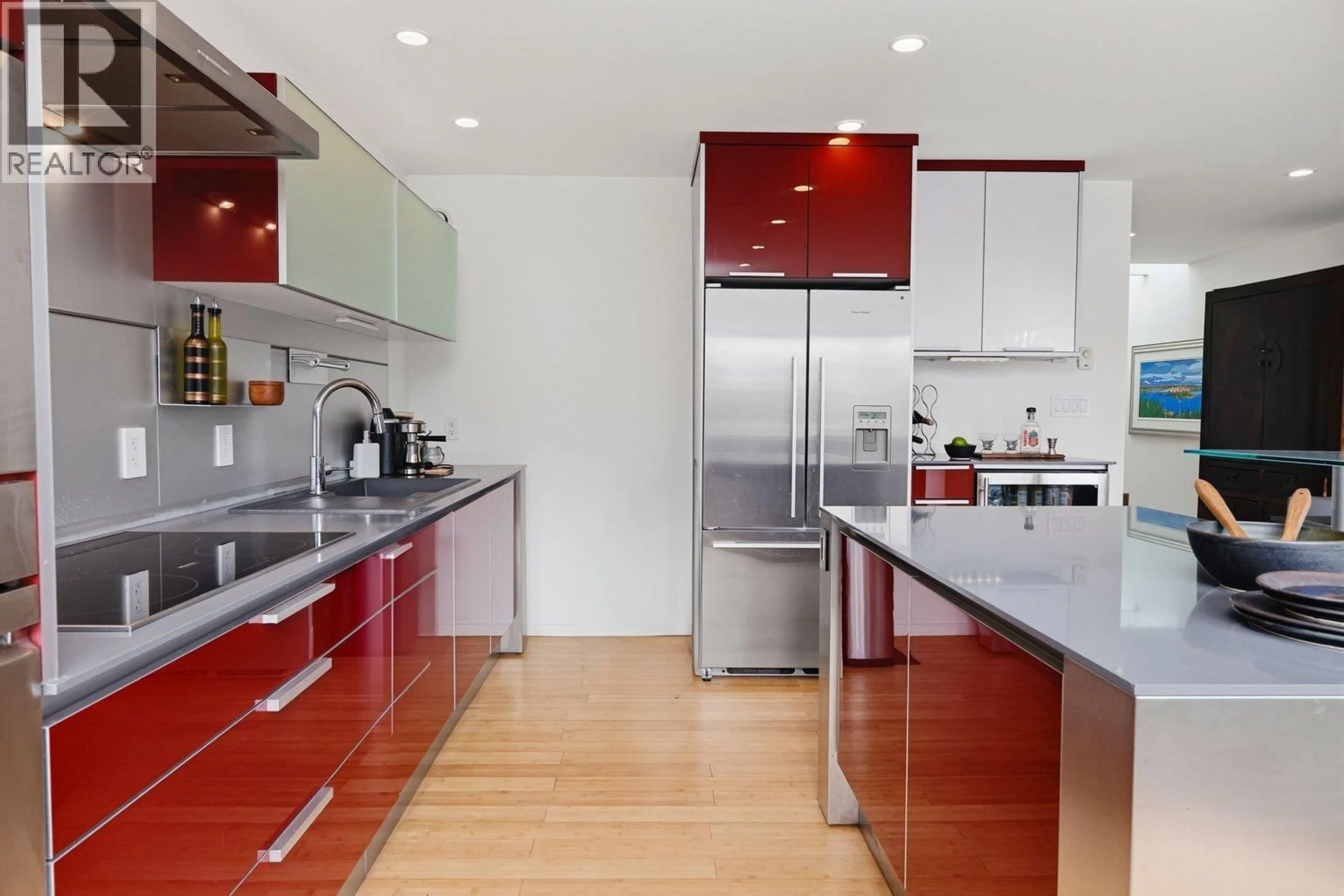 Contemporary kitchen, unknown for 128 12TH AVENUE, Vancouver British Columbia V5Y1T7