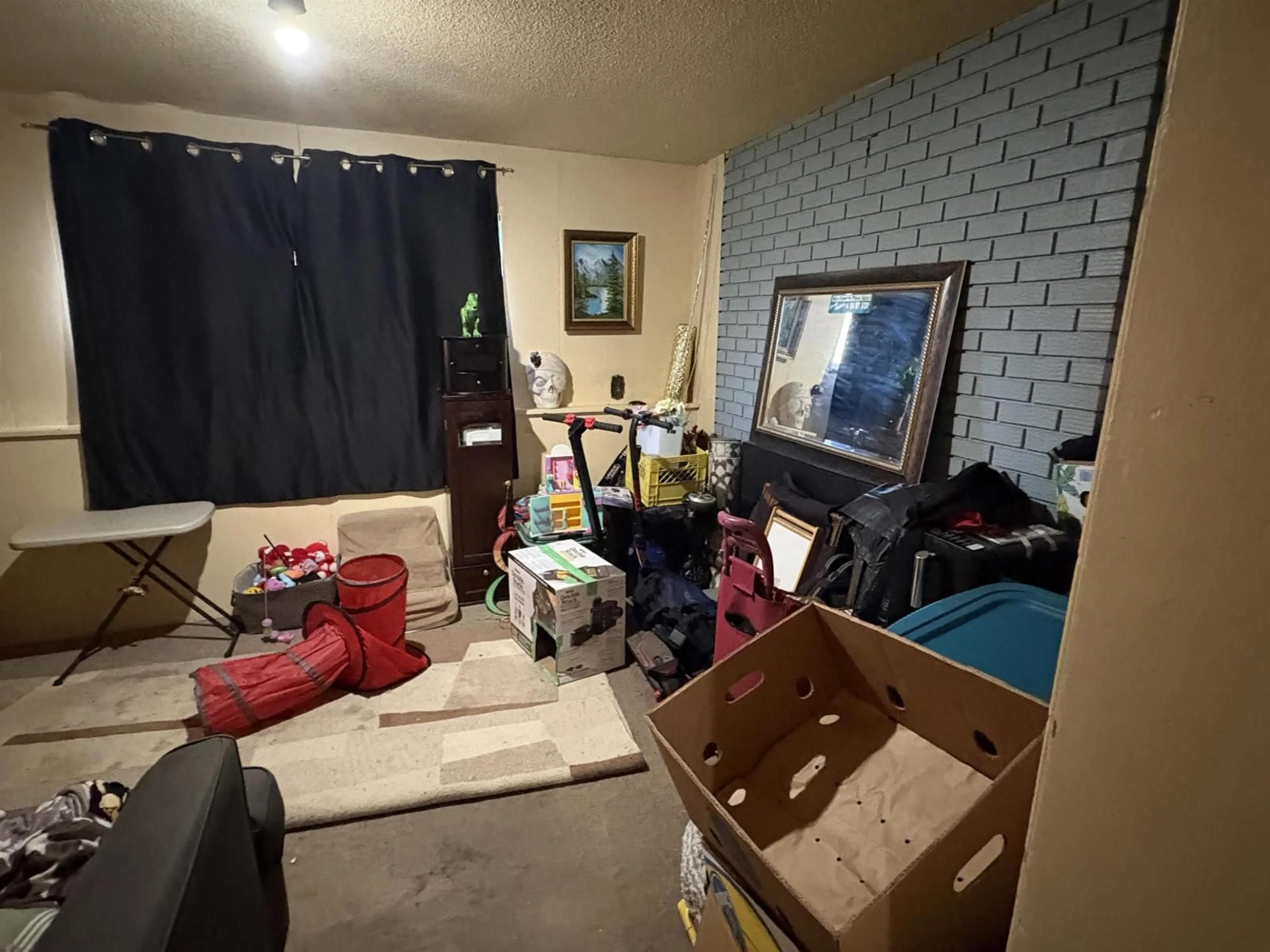 A pic of a room for 14845 103 AVENUE, Surrey British Columbia V3R1L4