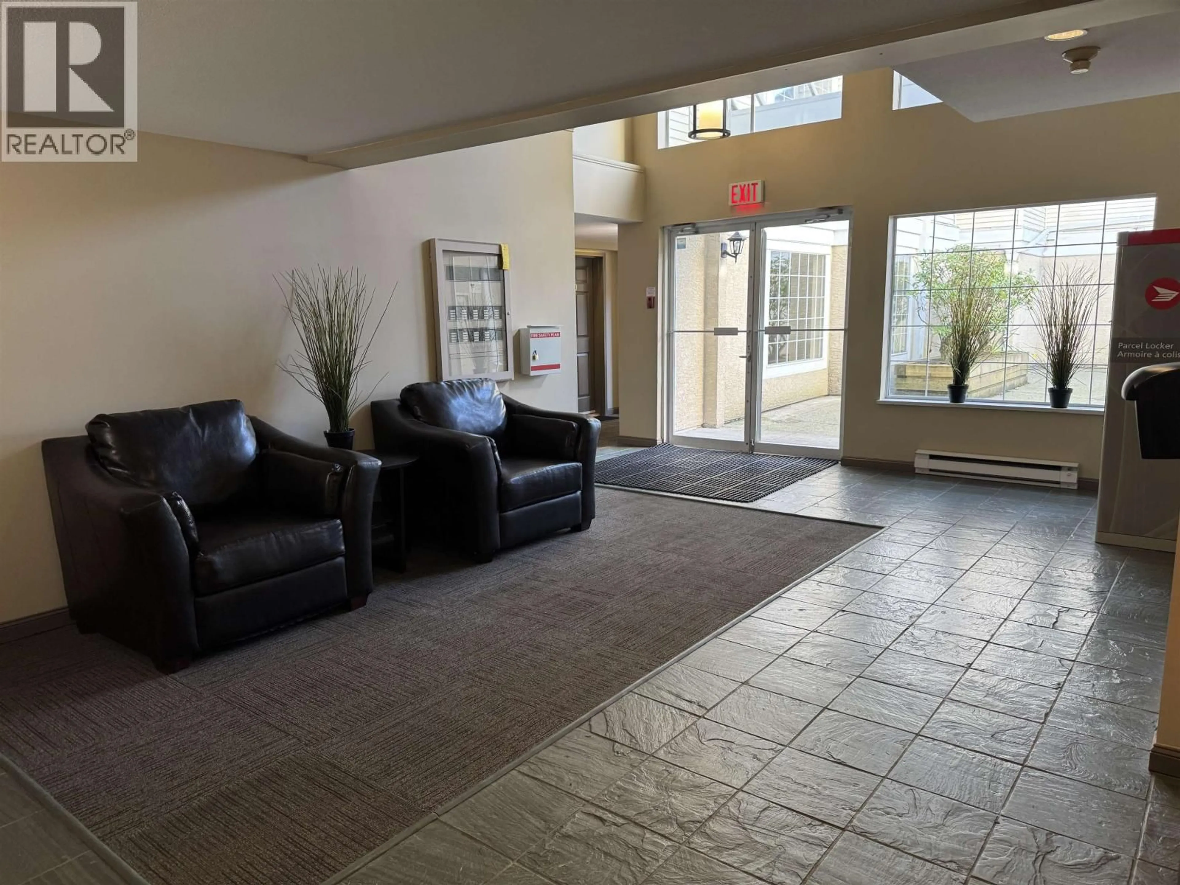 Lobby for 108 - 6860 RUMBLE STREET, Burnaby British Columbia V5E1A8