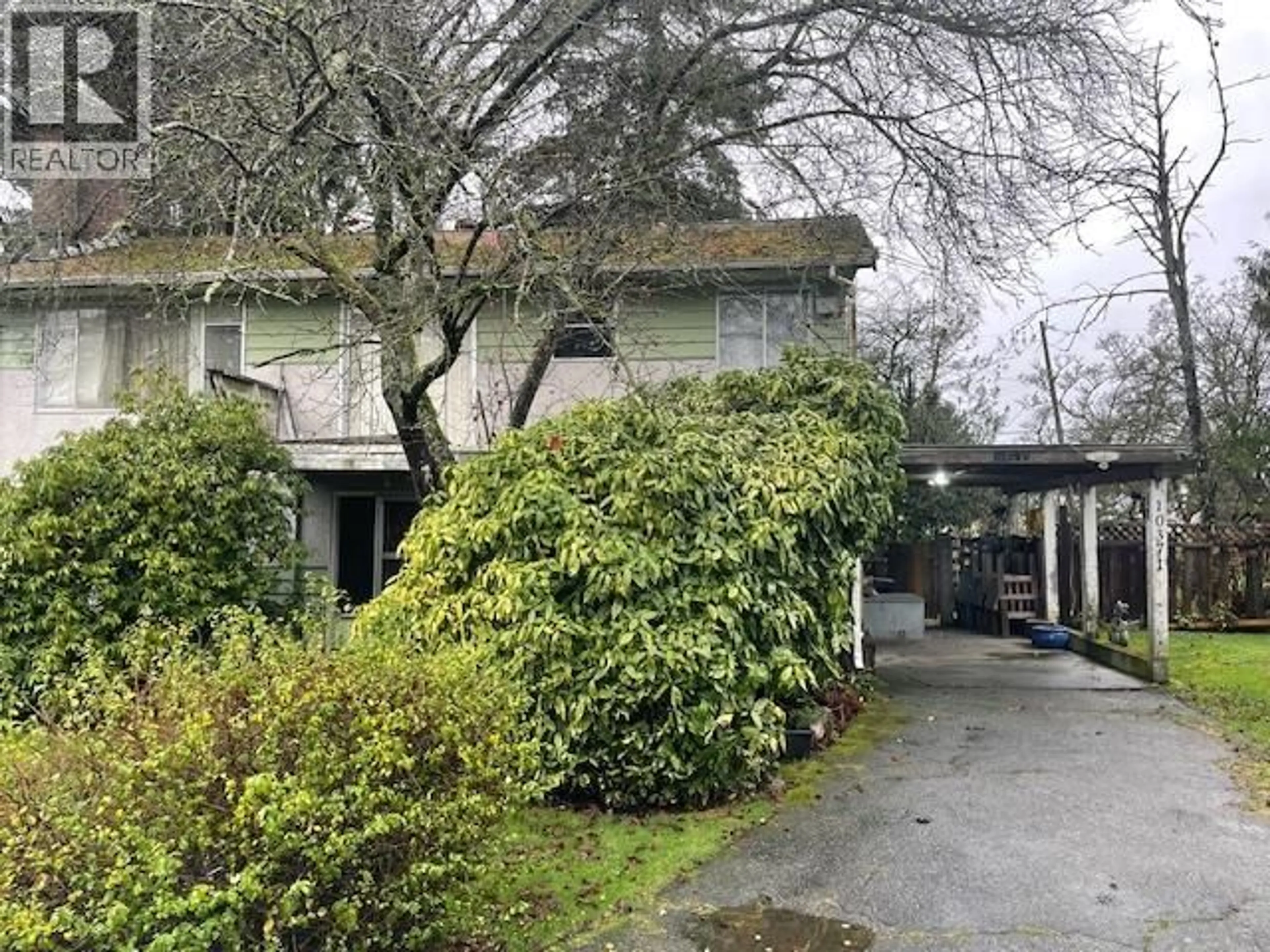 A pic from outside/outdoor area/front of a property/back of a property/a pic from drone, street for 10371 SEALORD PLACE, Richmond British Columbia V7A3Z2