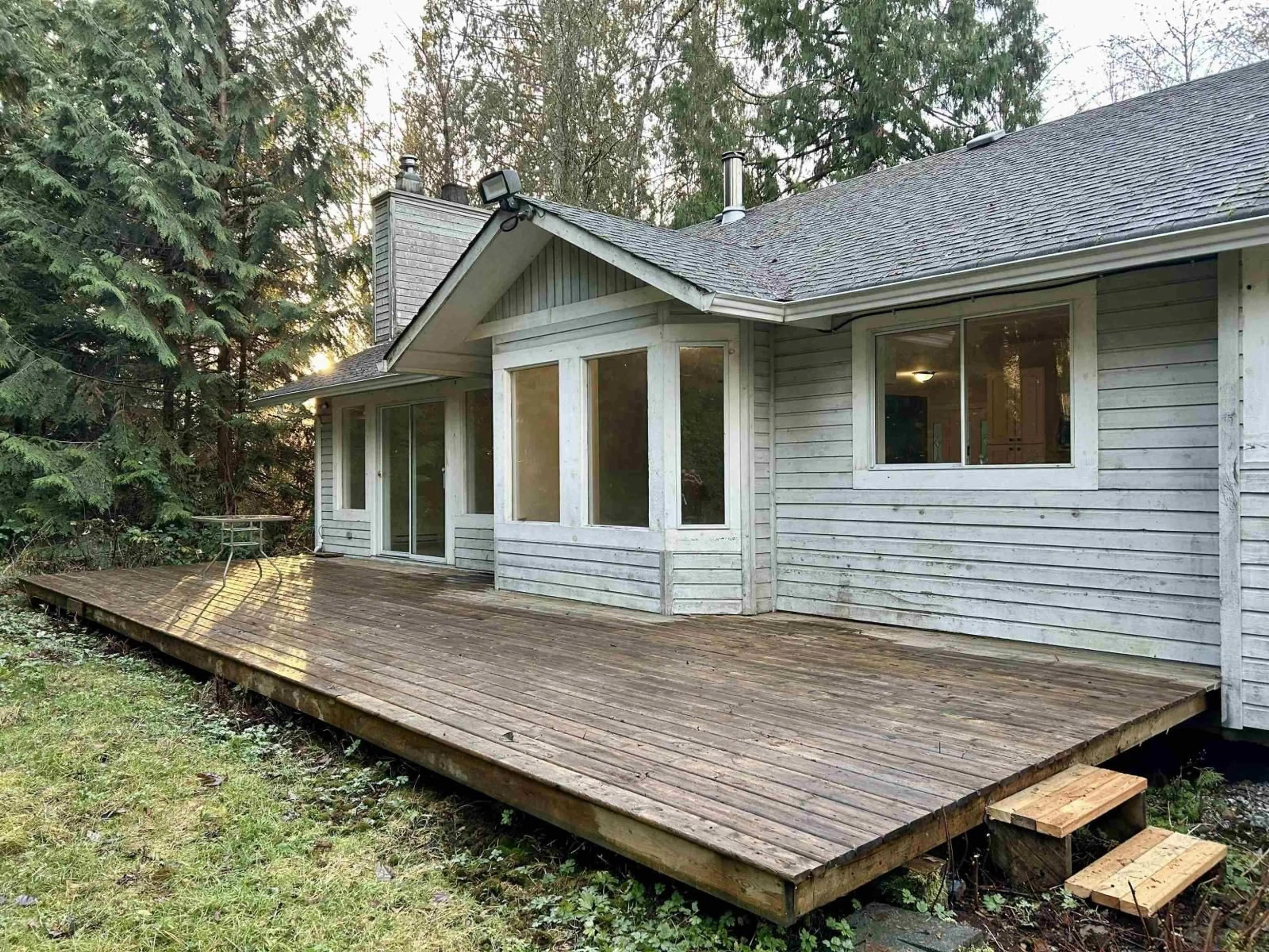 Home with vinyl exterior material, unknown for 9232 FARRINGTON STREET, Mission British Columbia V4S1J6