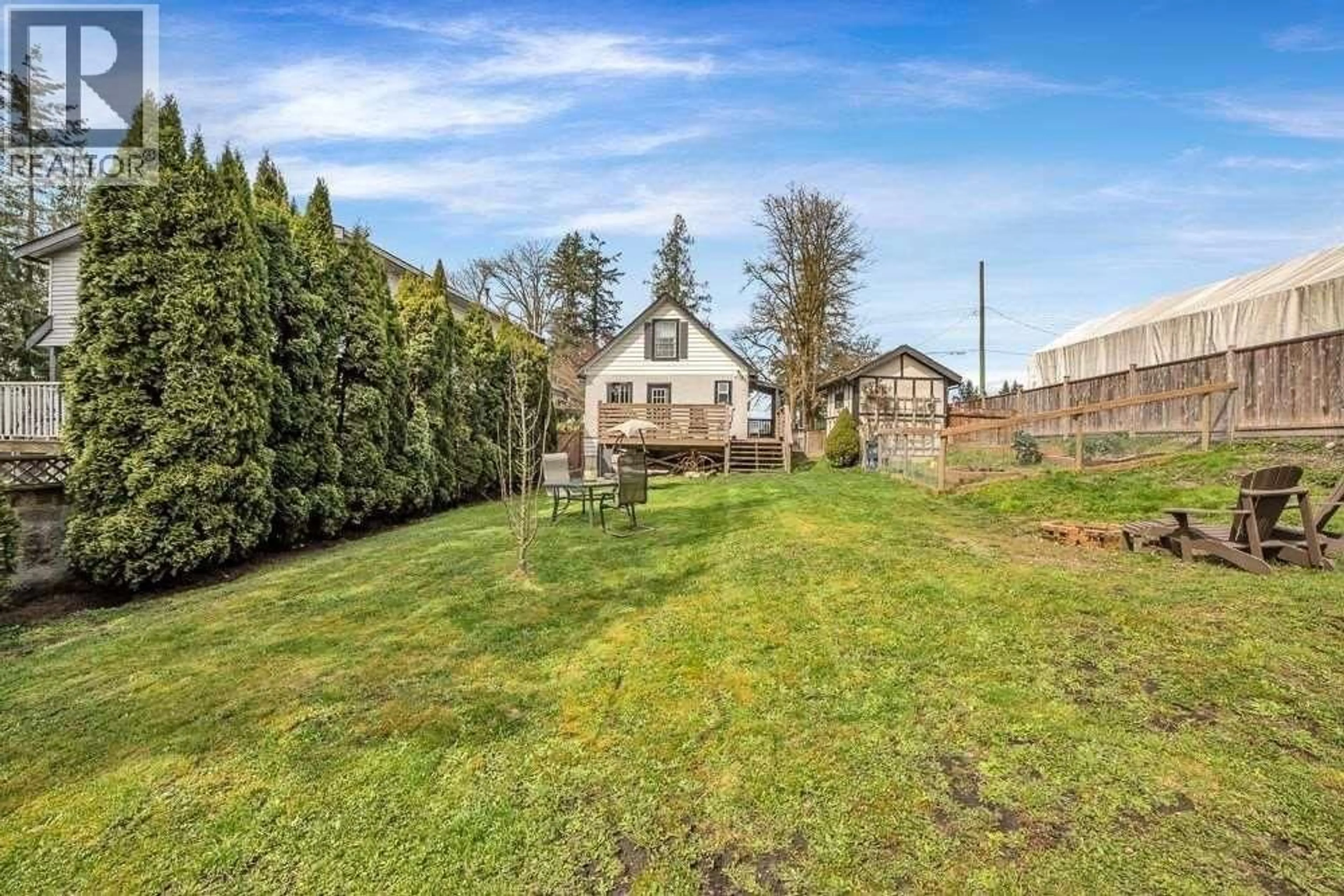 A pic from outside/outdoor area/front of a property/back of a property/a pic from drone, unknown for 20324 HAMPTON STREET, Maple Ridge British Columbia V2X1C8