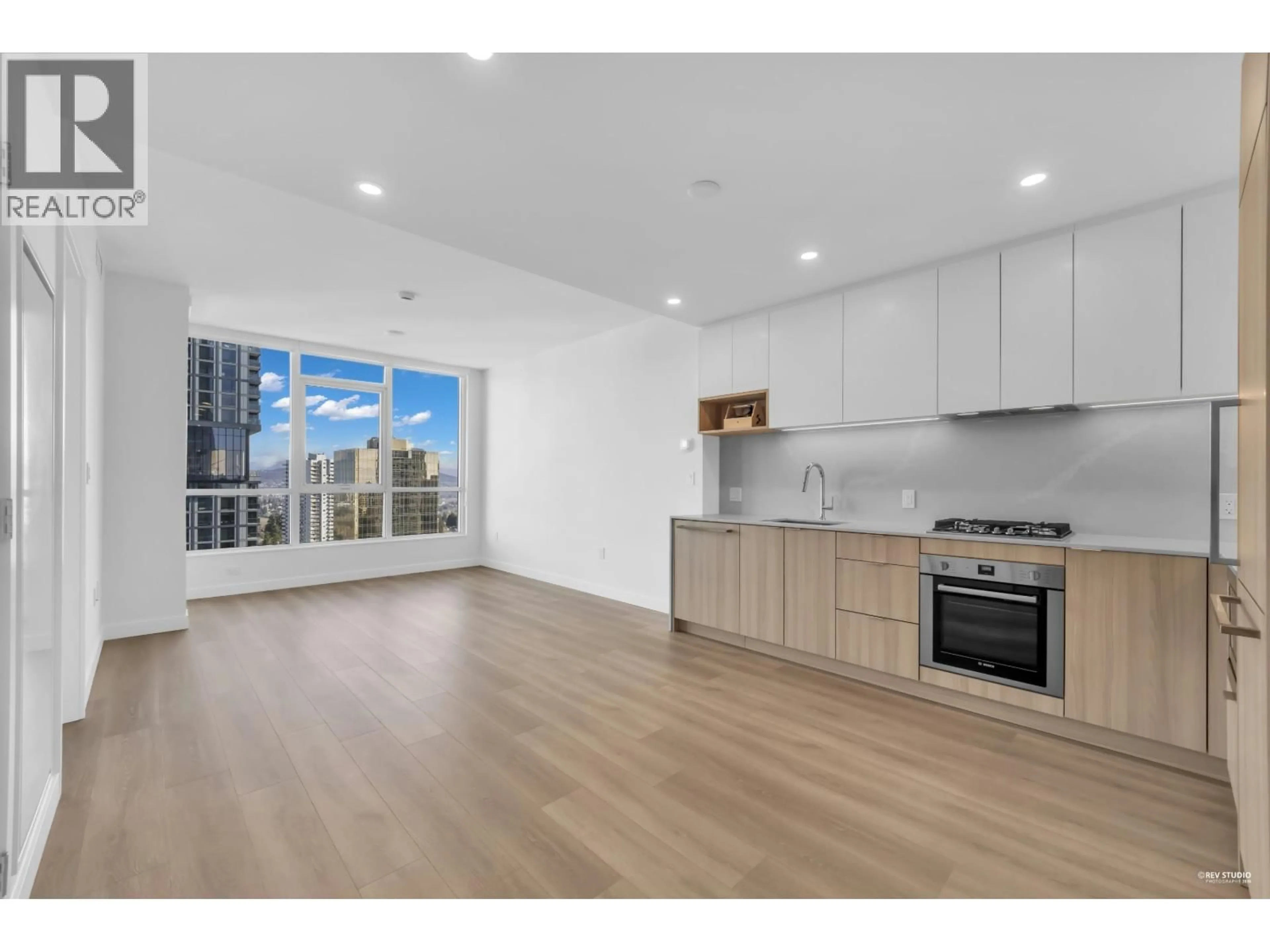 Unknown for 1702 - 6087 WILSON AVENUE, Burnaby British Columbia V5H0M1