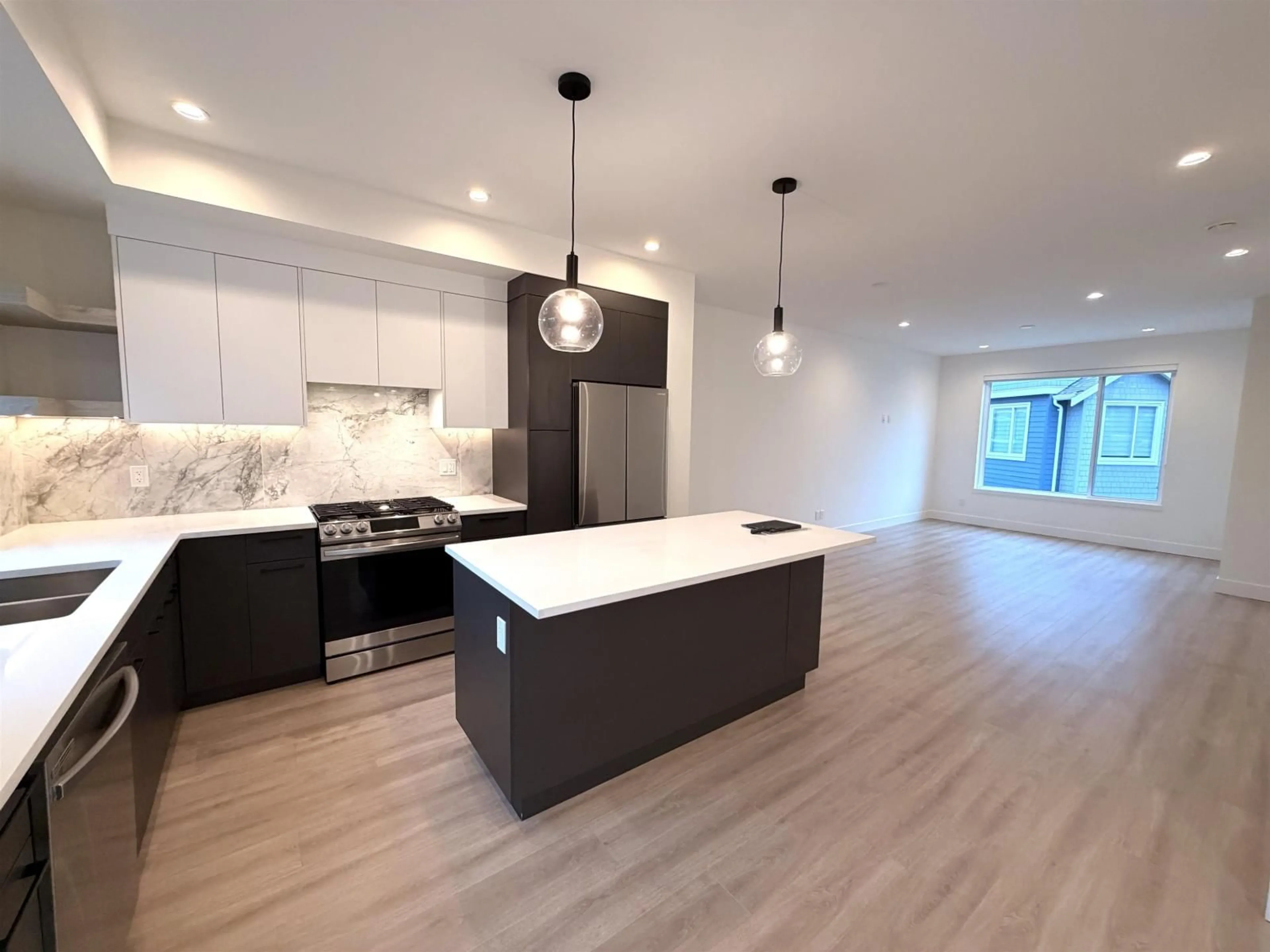 Open concept kitchen, unknown for 23 - 19330 FAIRWAY DRIVE, Surrey British Columbia V3S0B7