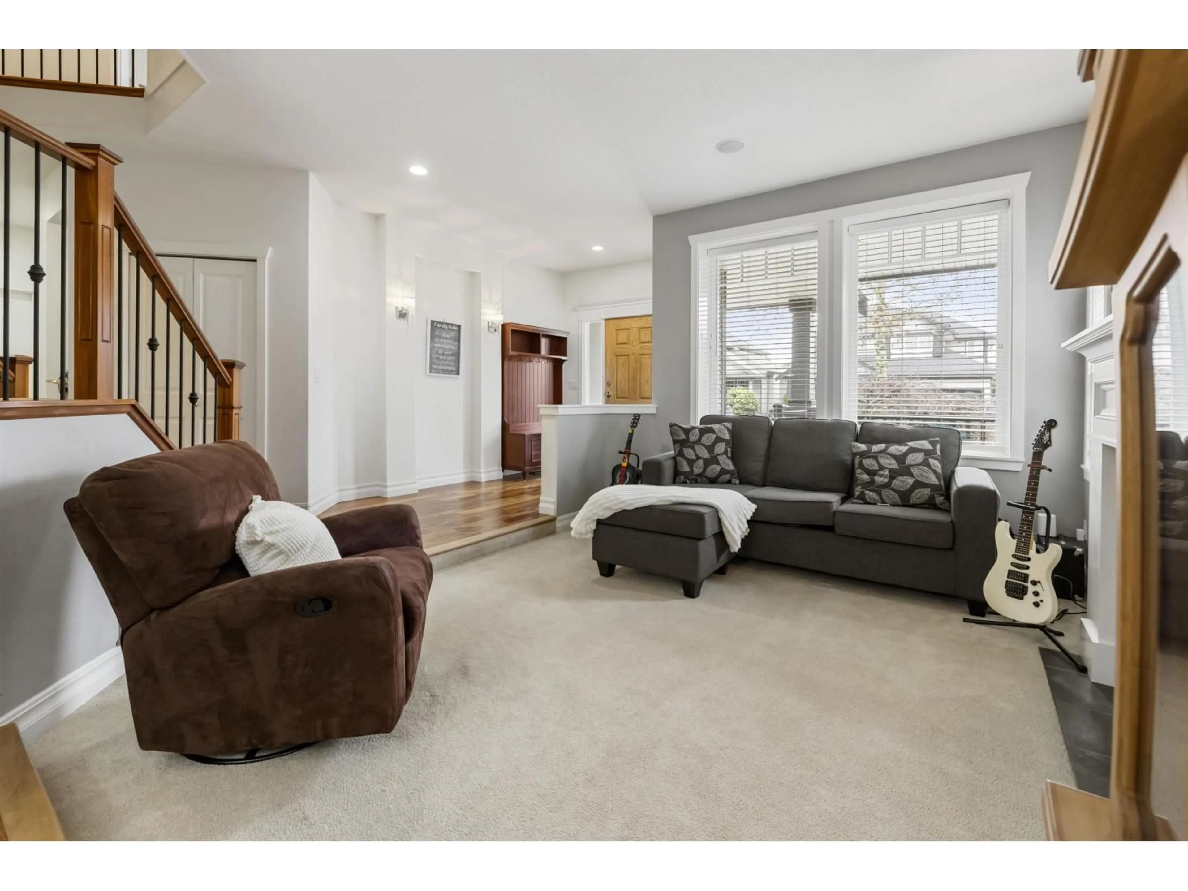 Living room with furniture, carpet floor for 18857 70A AVENUE, Surrey British Columbia V4N5M5