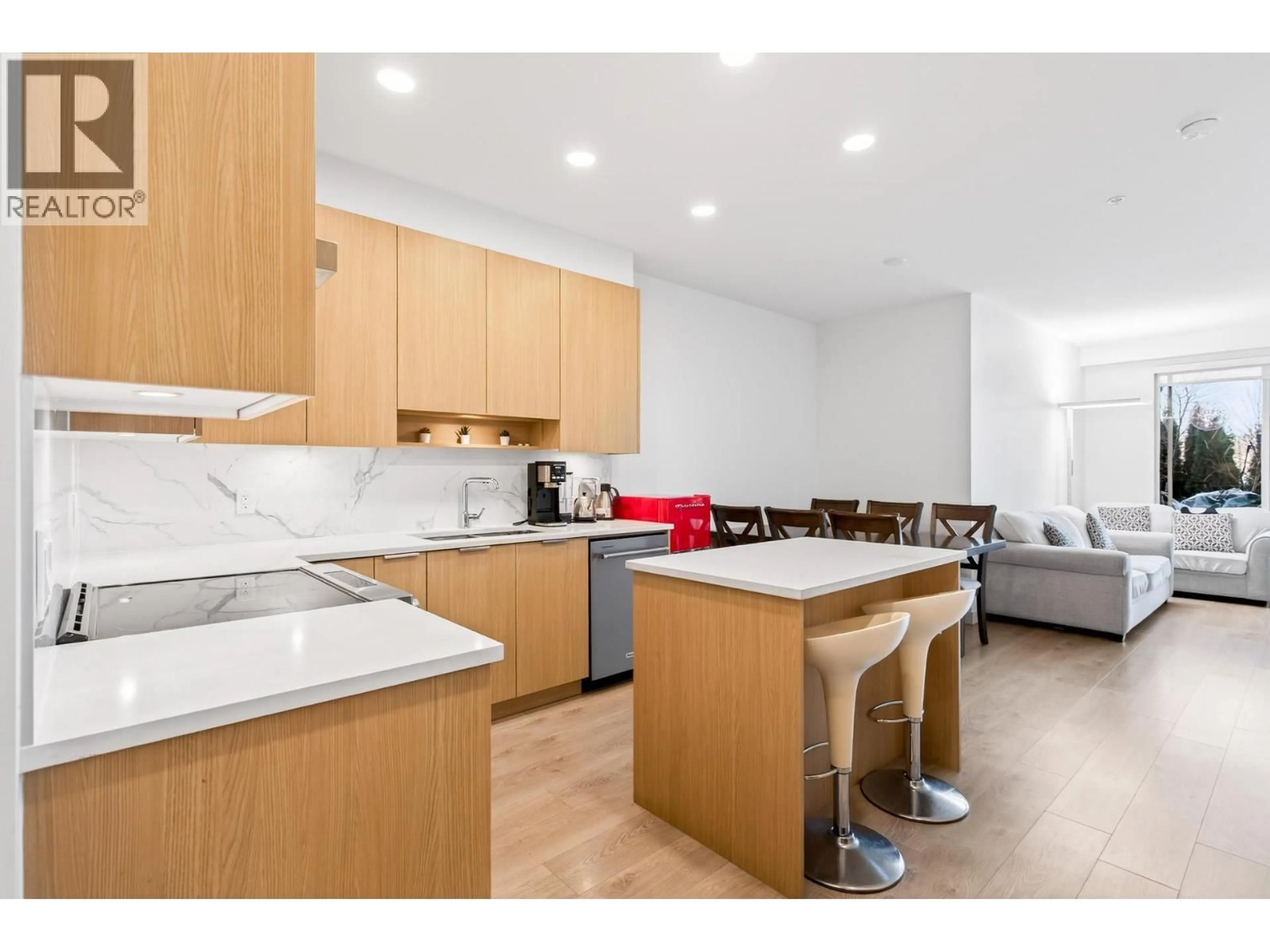 Open concept kitchen, wood/laminate floor for 210 - 7123 11TH AVENUE, Burnaby British Columbia V3N0J6