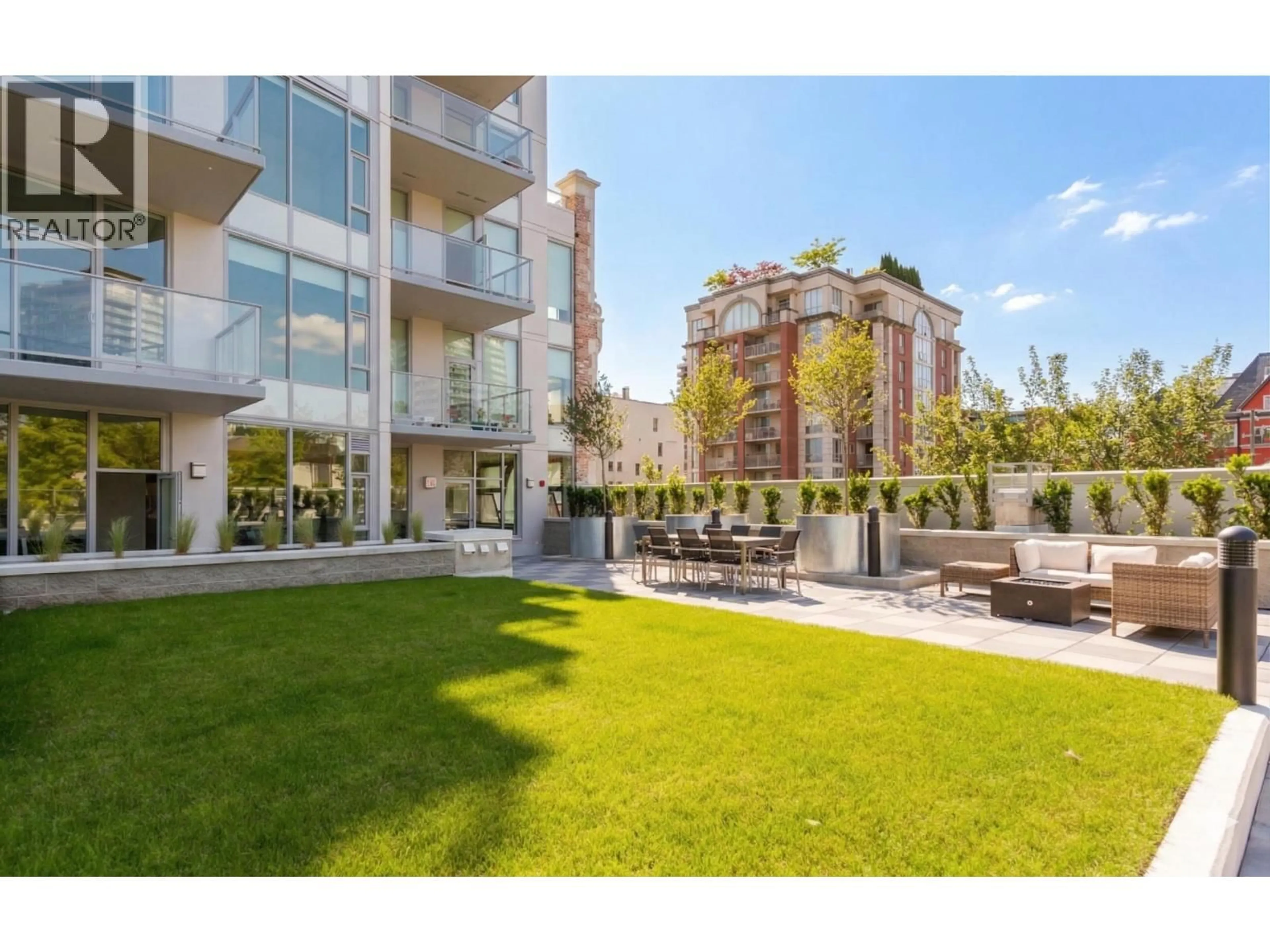 Patio, street for 1808 - 668 COLUMBIA STREET, New Westminster British Columbia V3M1A9