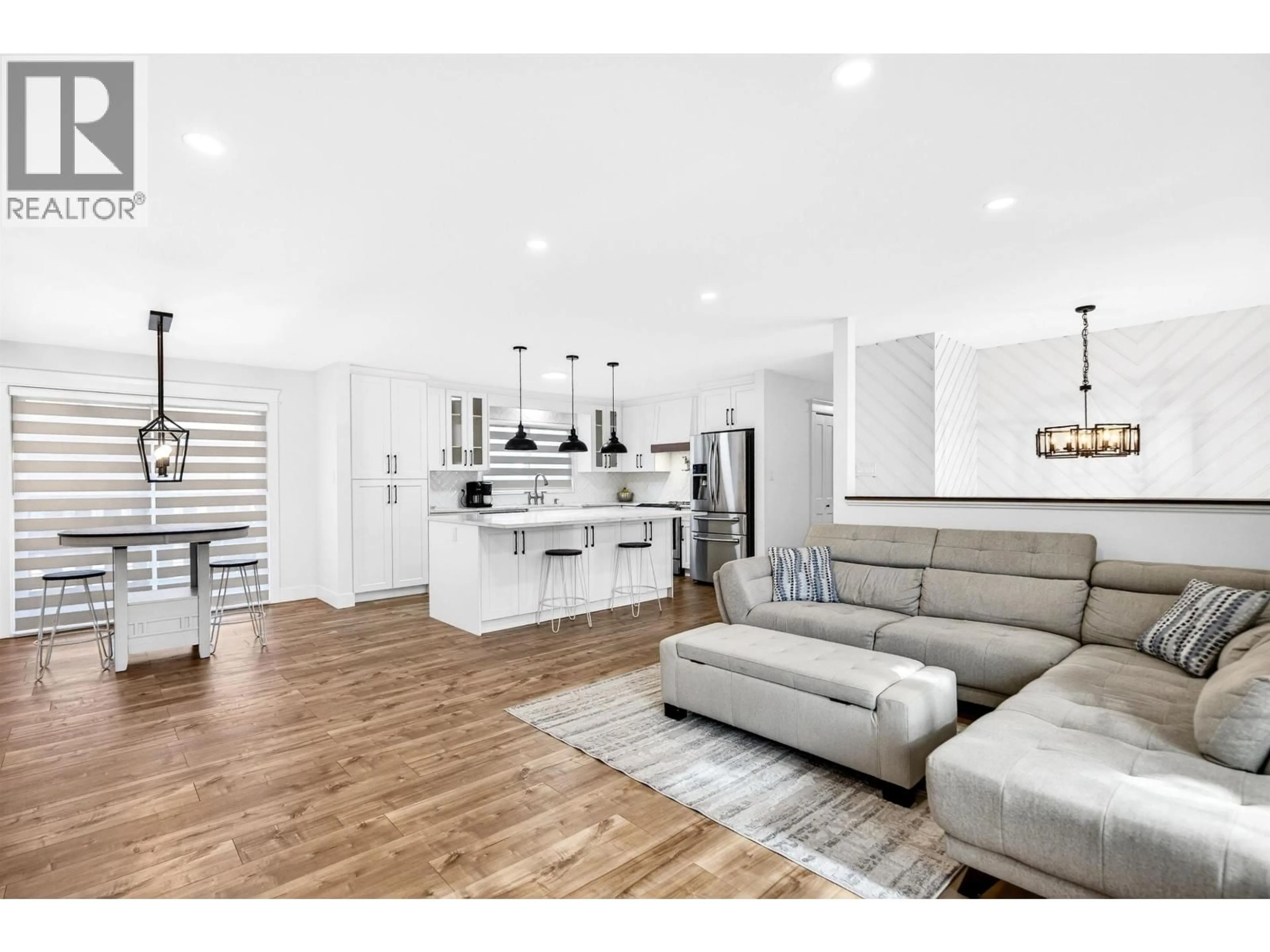 Open concept kitchen, unknown for 21099 BERRY AVENUE, Maple Ridge British Columbia V2X7V3