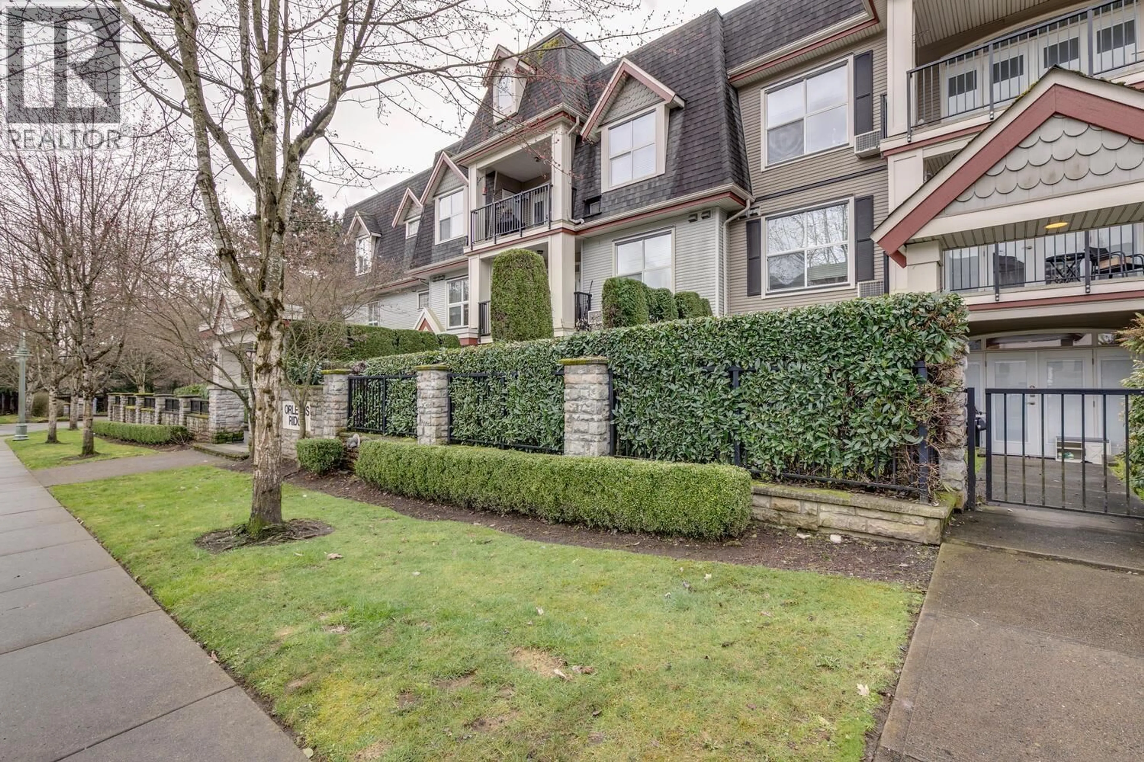 Patio, street for 107 - 976 ADAIR AVENUE, Coquitlam British Columbia V3K3V2