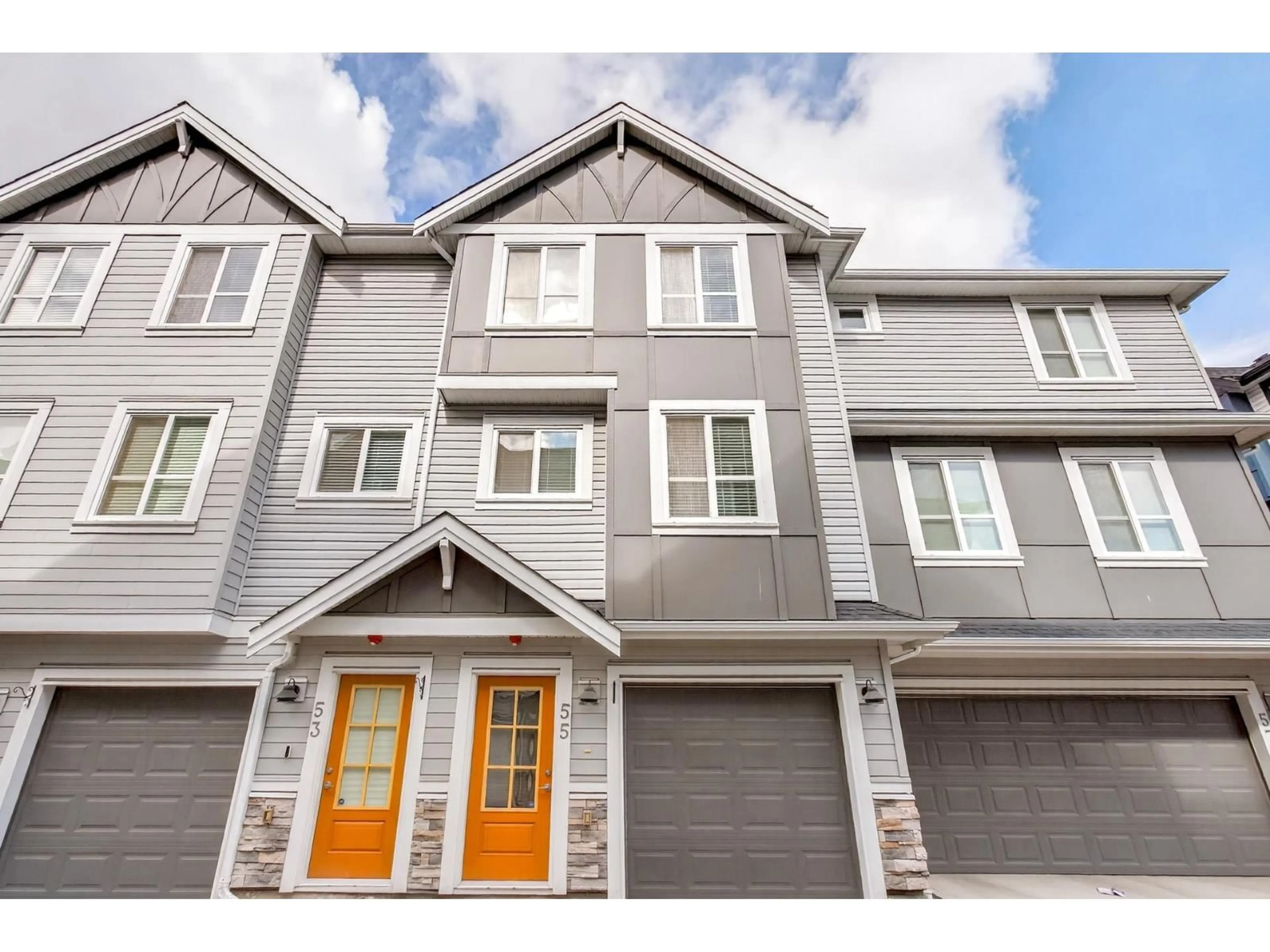 Home with vinyl exterior material, street for 55 - 20860 76 AVENUE, Langley British Columbia V3E0L2