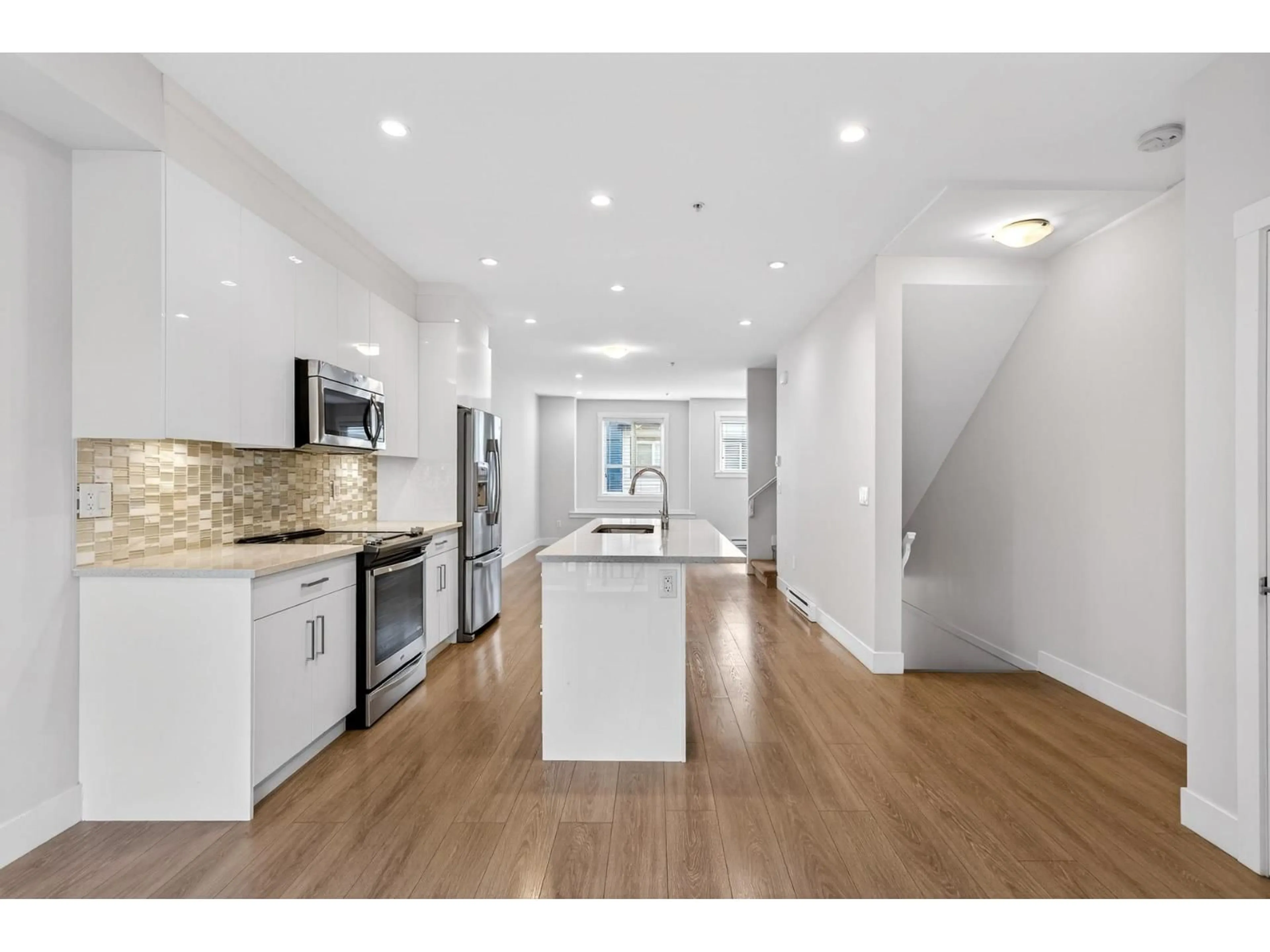 Open concept kitchen, unknown for 55 - 20860 76 AVENUE, Langley British Columbia V3E0L2