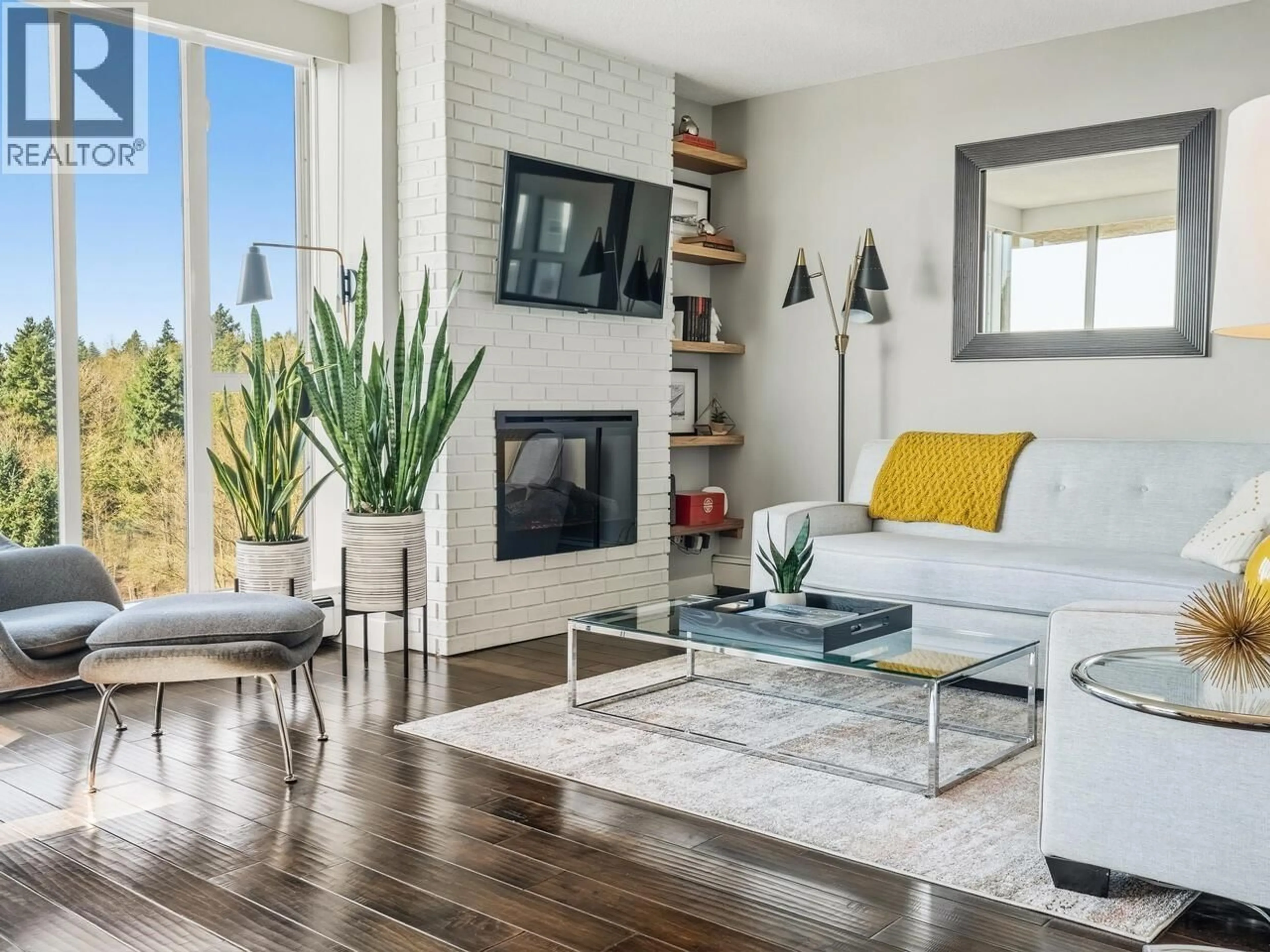 Living room with furniture, unknown for 1107 - 3061 KENT AVENUE, Vancouver British Columbia V5S4P5