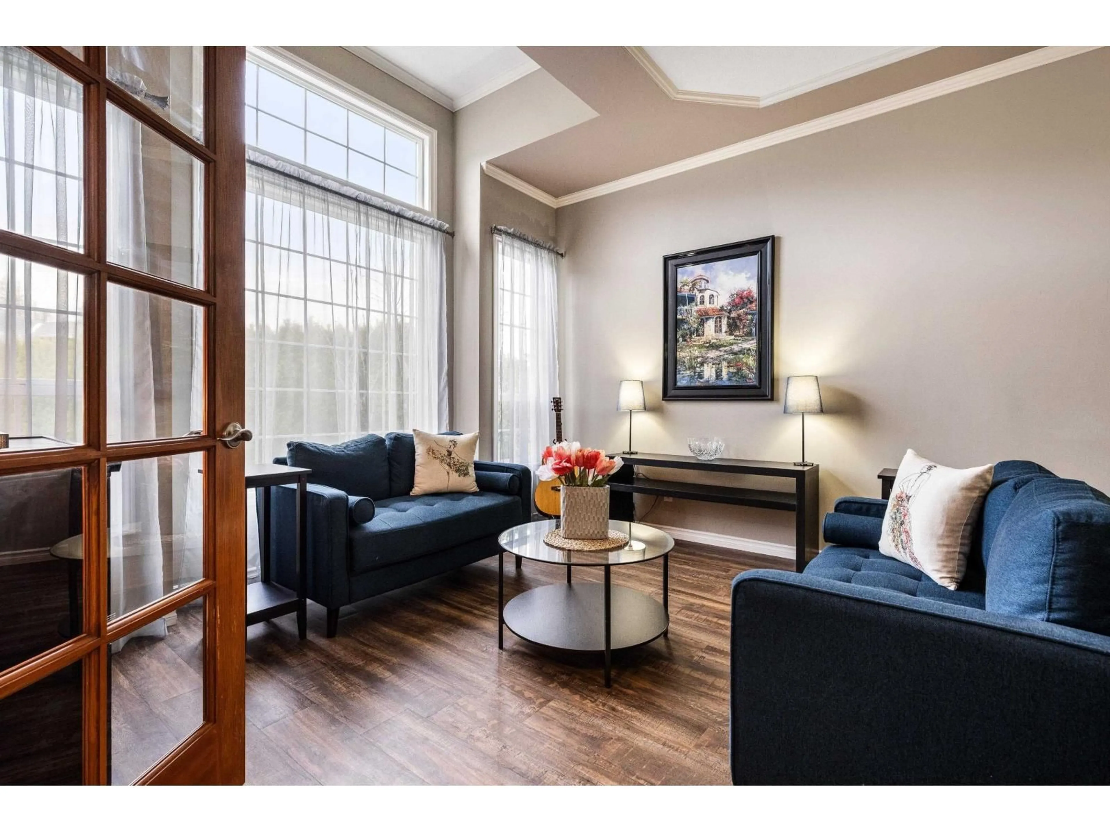 Living room with furniture, wood/laminate floor for 46193 DANIEL DRIVE, Chilliwack British Columbia V2R5R5