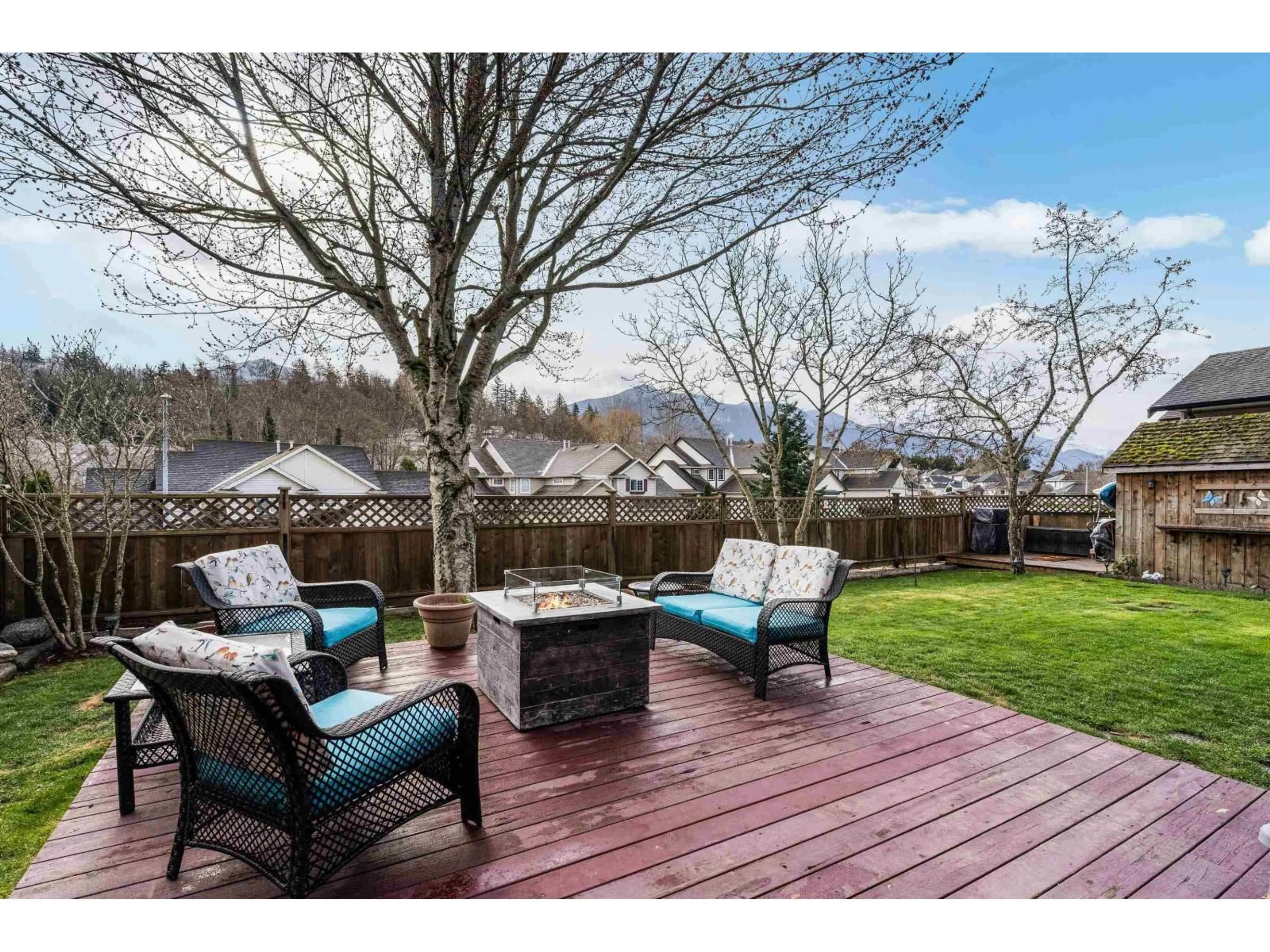Patio, water/lake/river/ocean view for 46193 DANIEL DRIVE, Chilliwack British Columbia V2R5R5