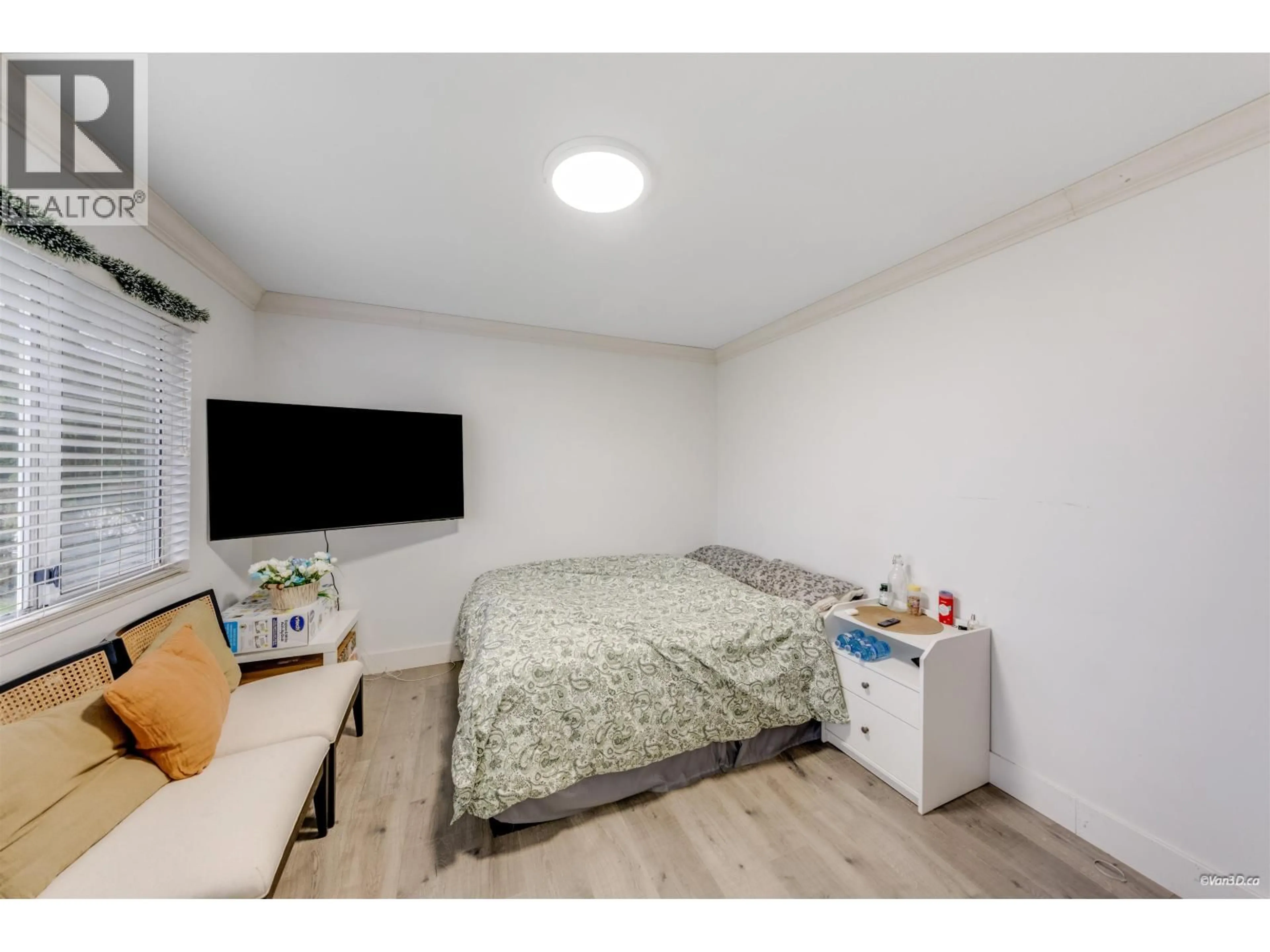 A pic of a room for 249 PEMBINA STREET, New Westminster British Columbia V3M5J3