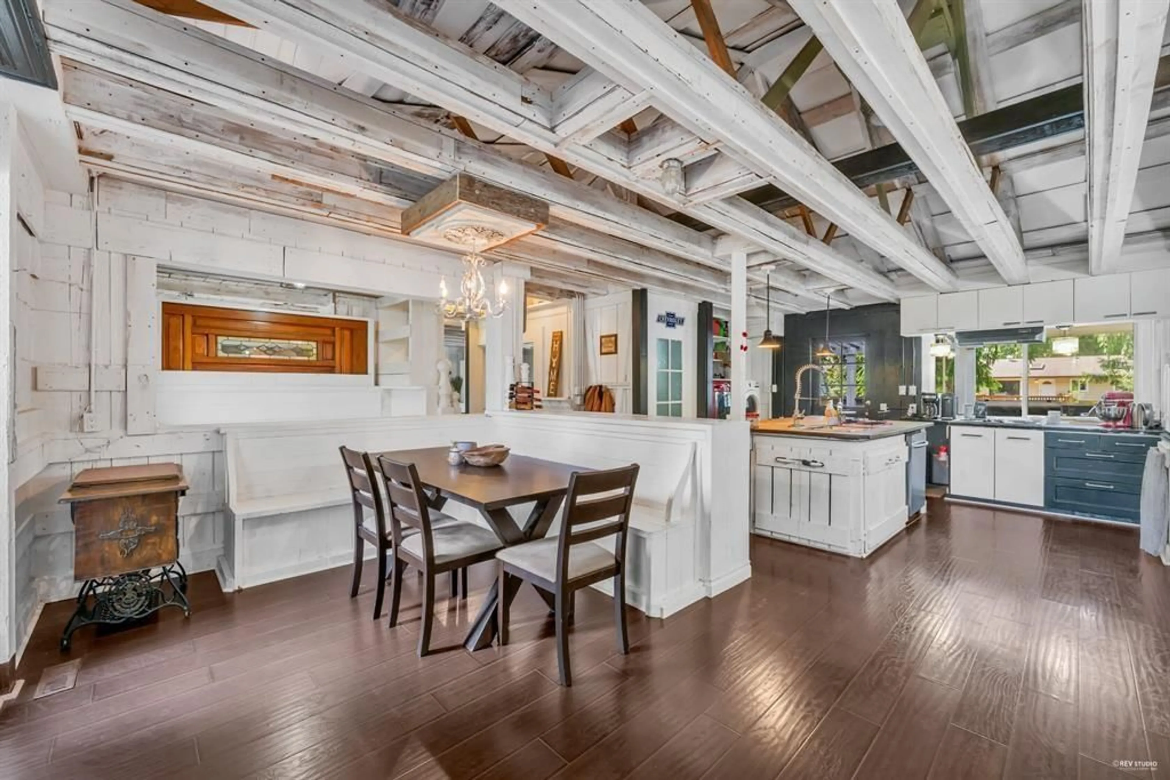 Open concept kitchen, unknown for 20288 43A AVENUE, Langley British Columbia V3A5L8