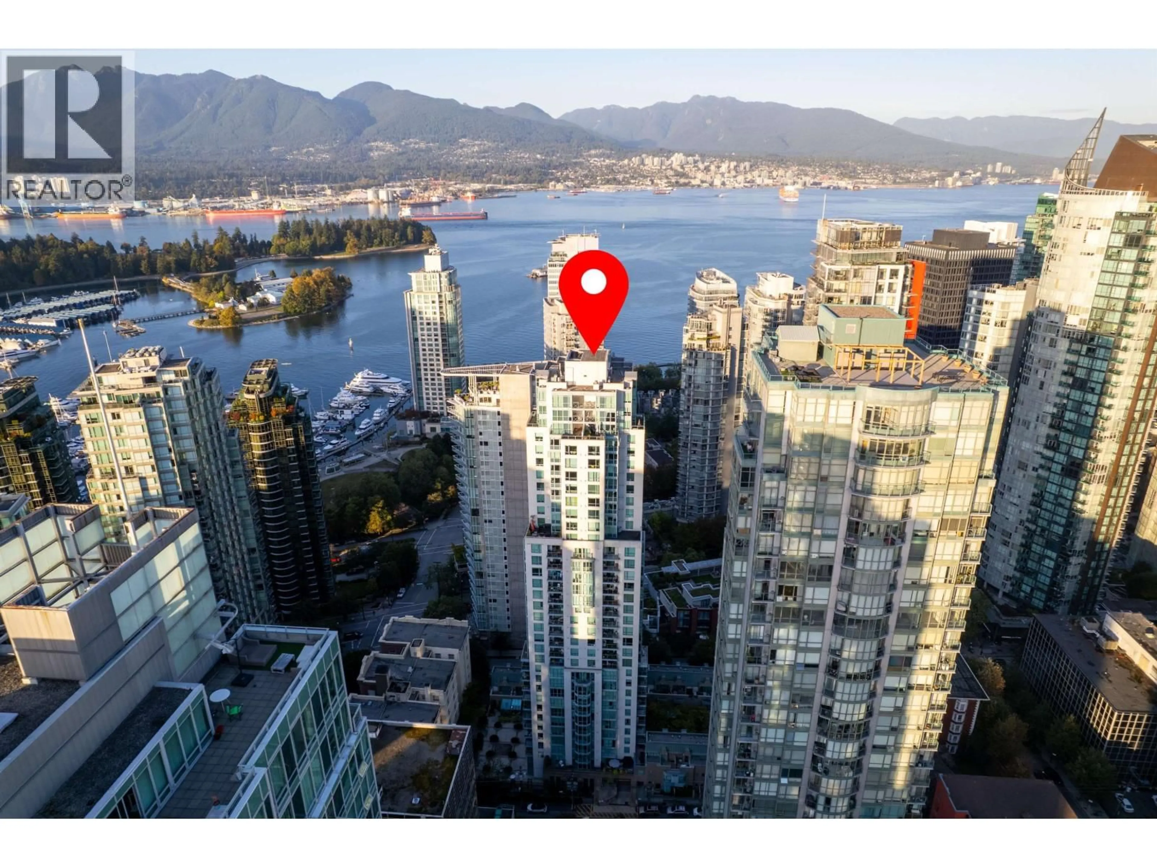 A pic from outside/outdoor area/front of a property/back of a property/a pic from drone, city buildings view from balcony for 2904 - 1238 MELVILLE STREET, Vancouver British Columbia V6E4N2