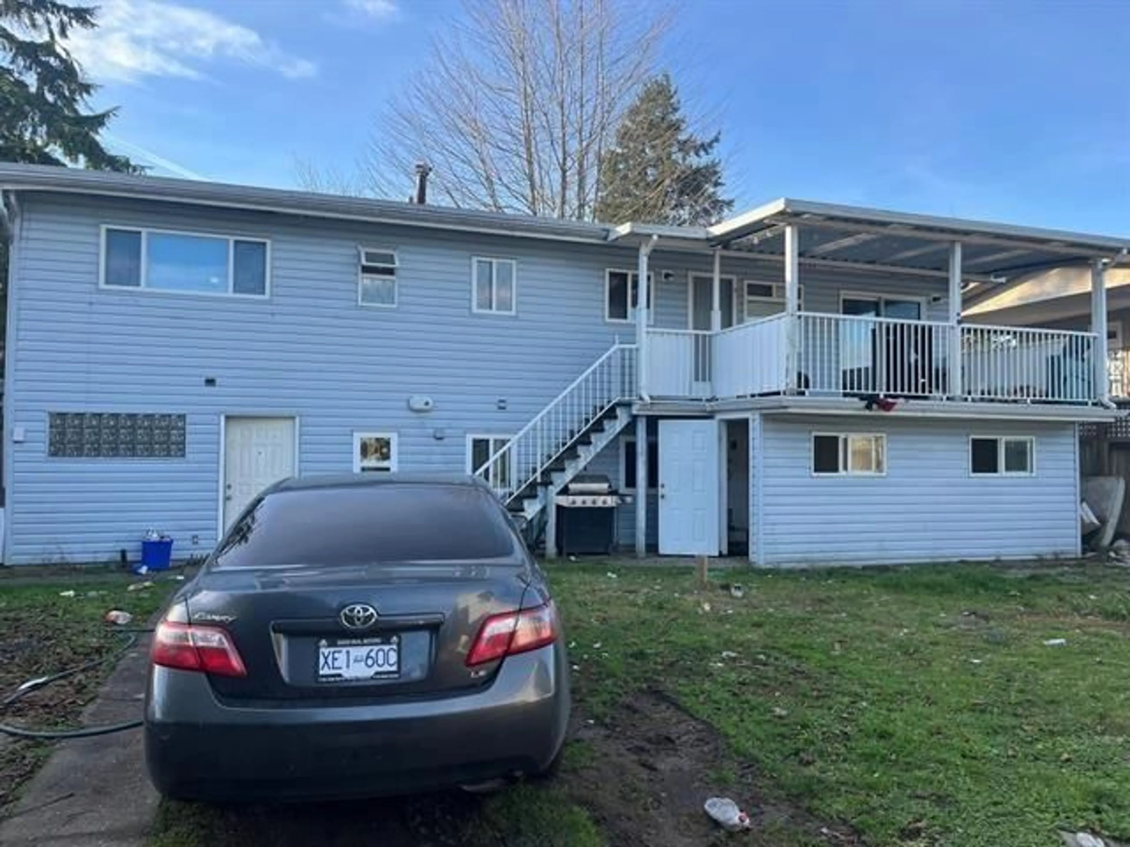 A pic from outside/outdoor area/front of a property/back of a property/a pic from drone, street for 9284 126A AVENUE, Surrey British Columbia V3V5G2