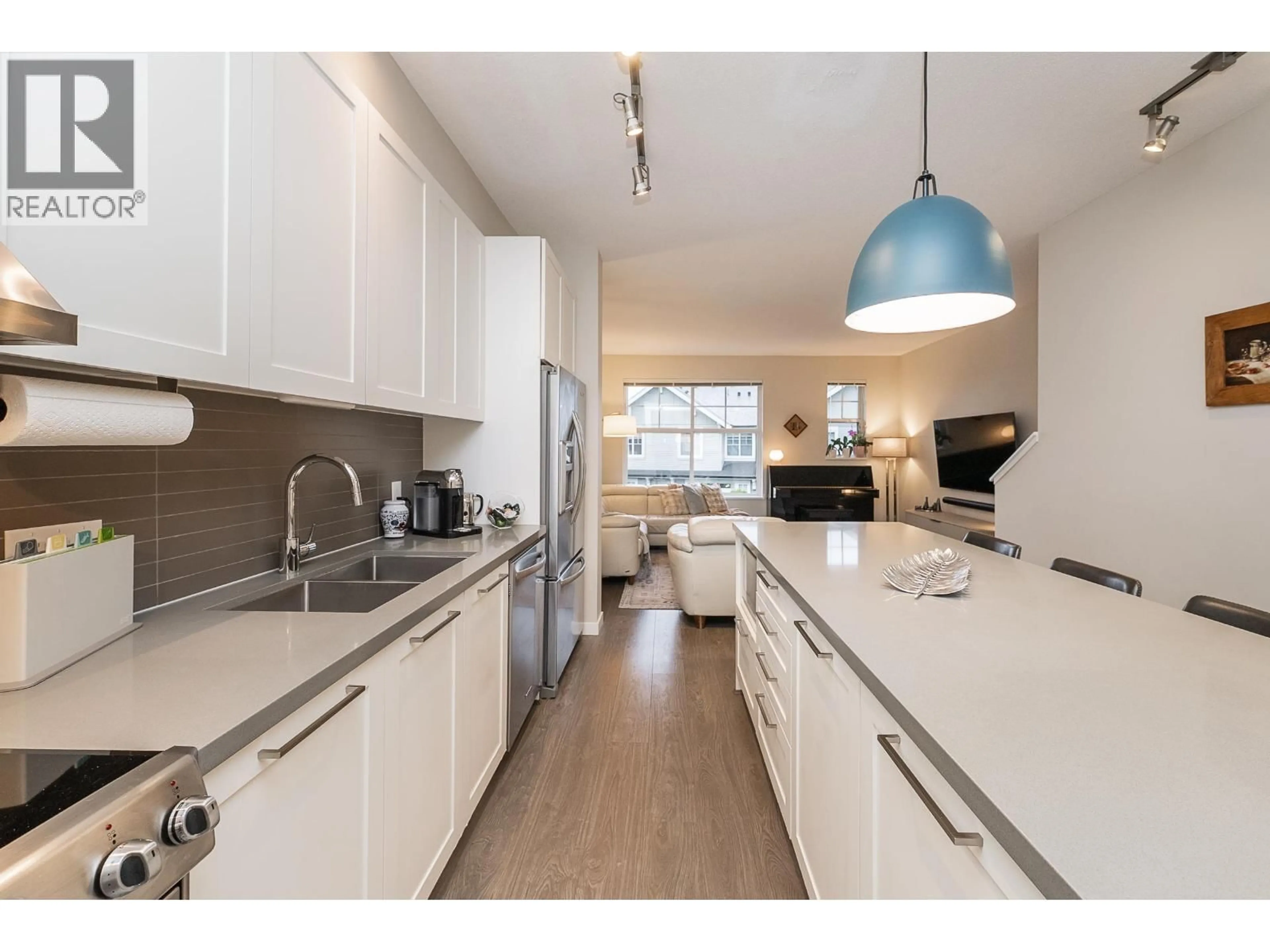 Open concept kitchen, wood/laminate floor for 36 - 3470 HIGHLAND DRIVE, Coquitlam British Columbia V3E0M1