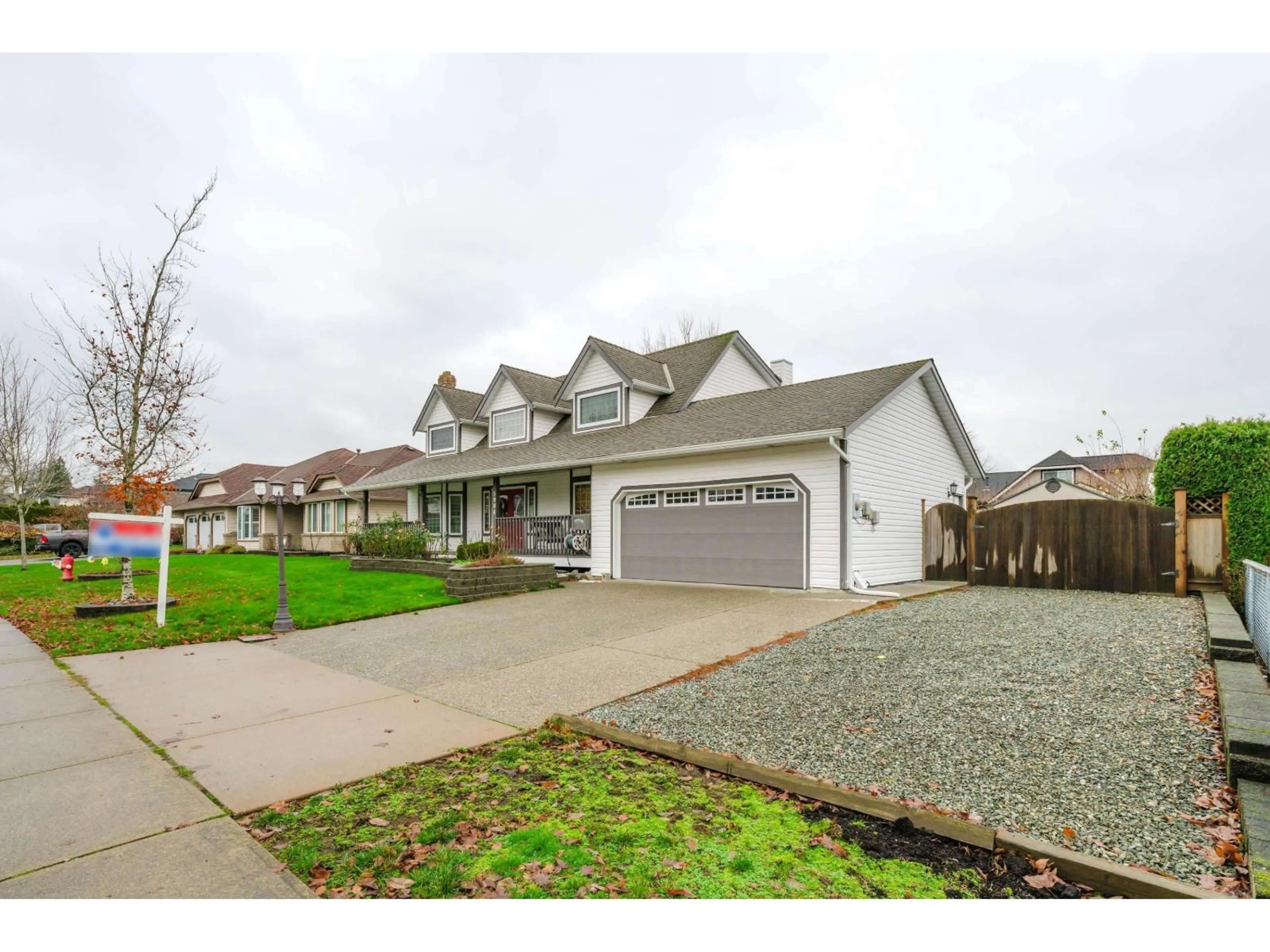 Unknown for 5904 188 STREET, Surrey British Columbia V3S7M1