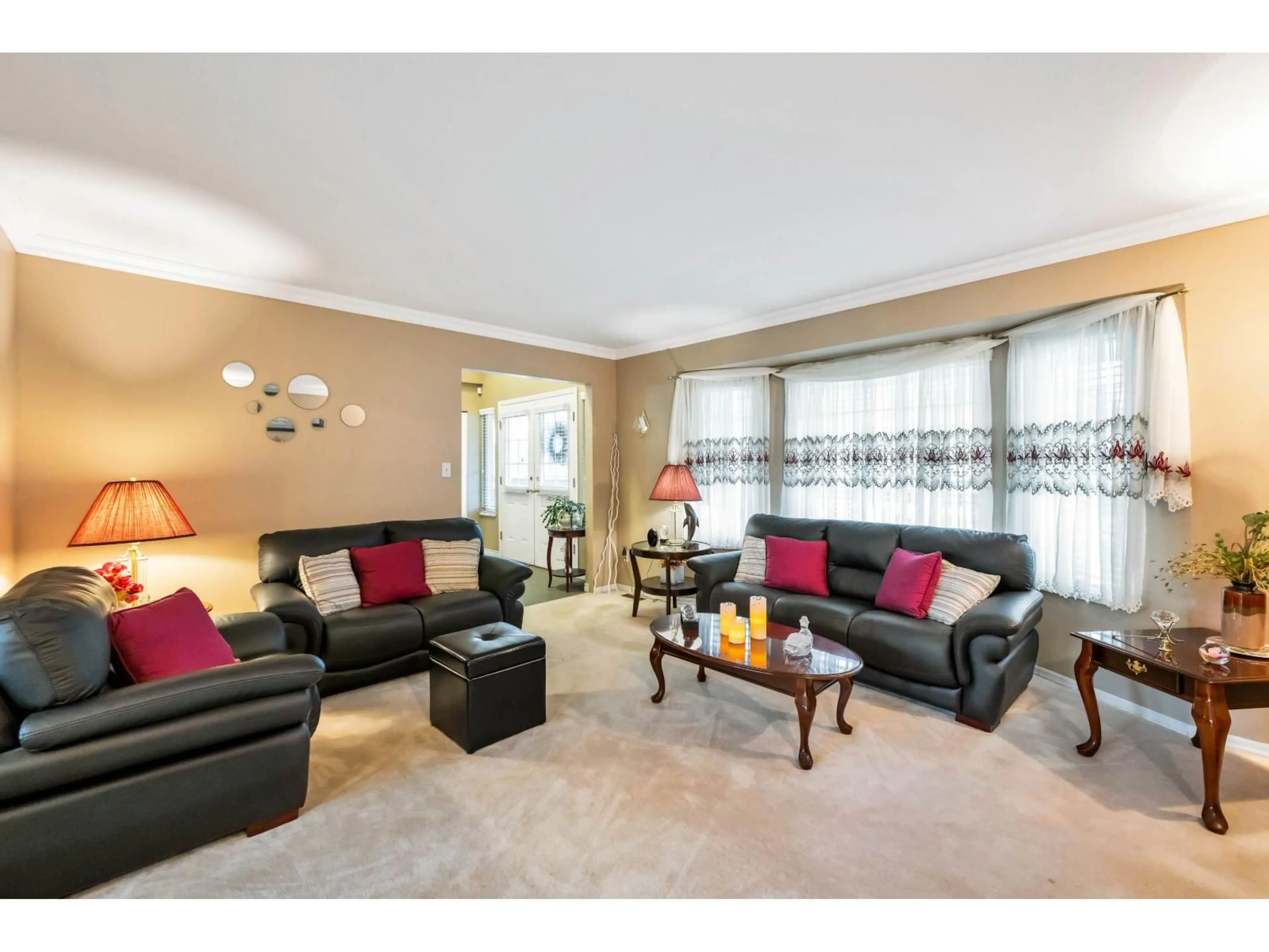 Living room with furniture, unknown for 5904 188 STREET, Surrey British Columbia V3S7M1