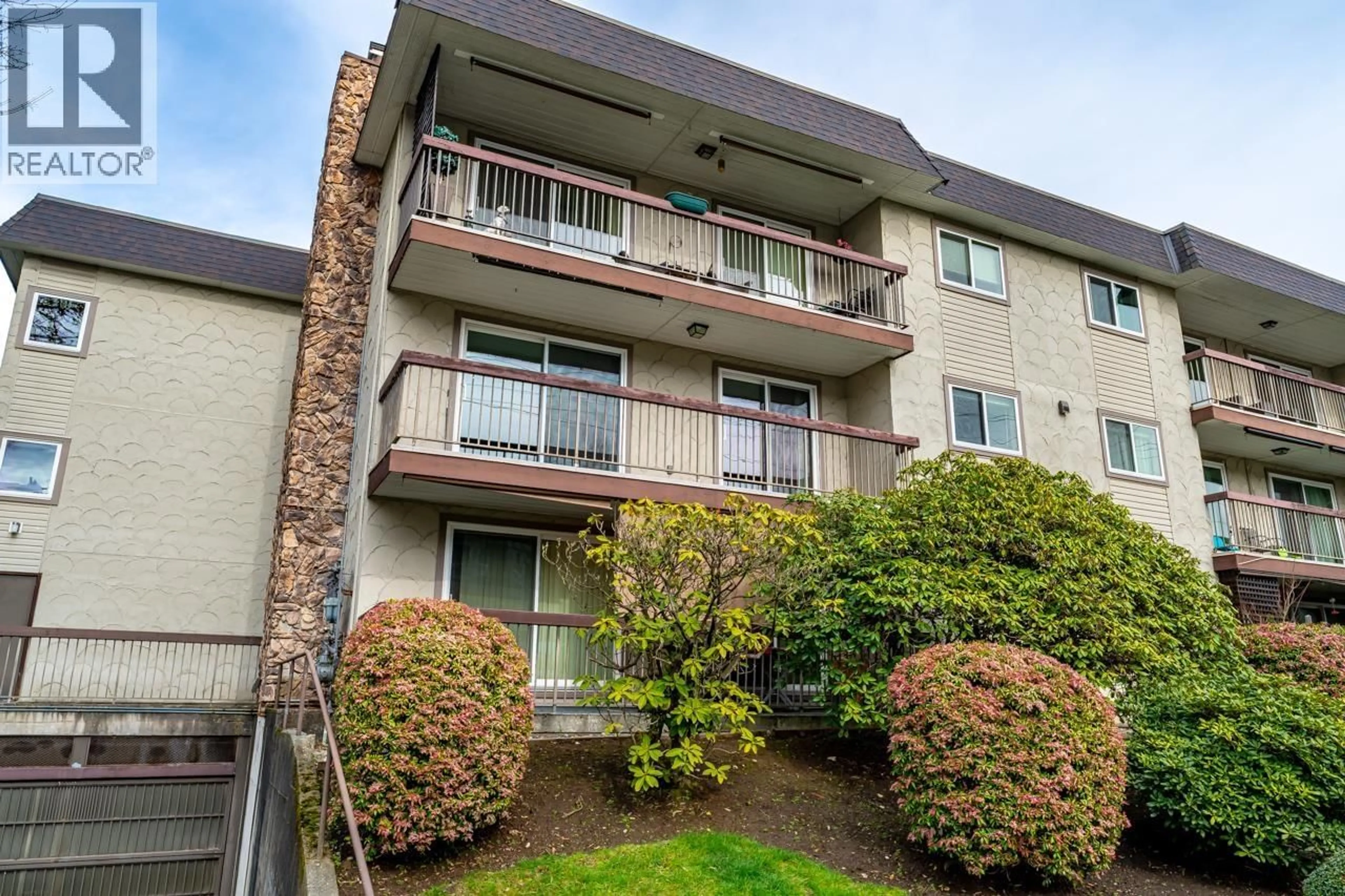 Patio, unknown for 213 - 2381 BURY AVENUE, Port Coquitlam British Columbia V3C1Z9