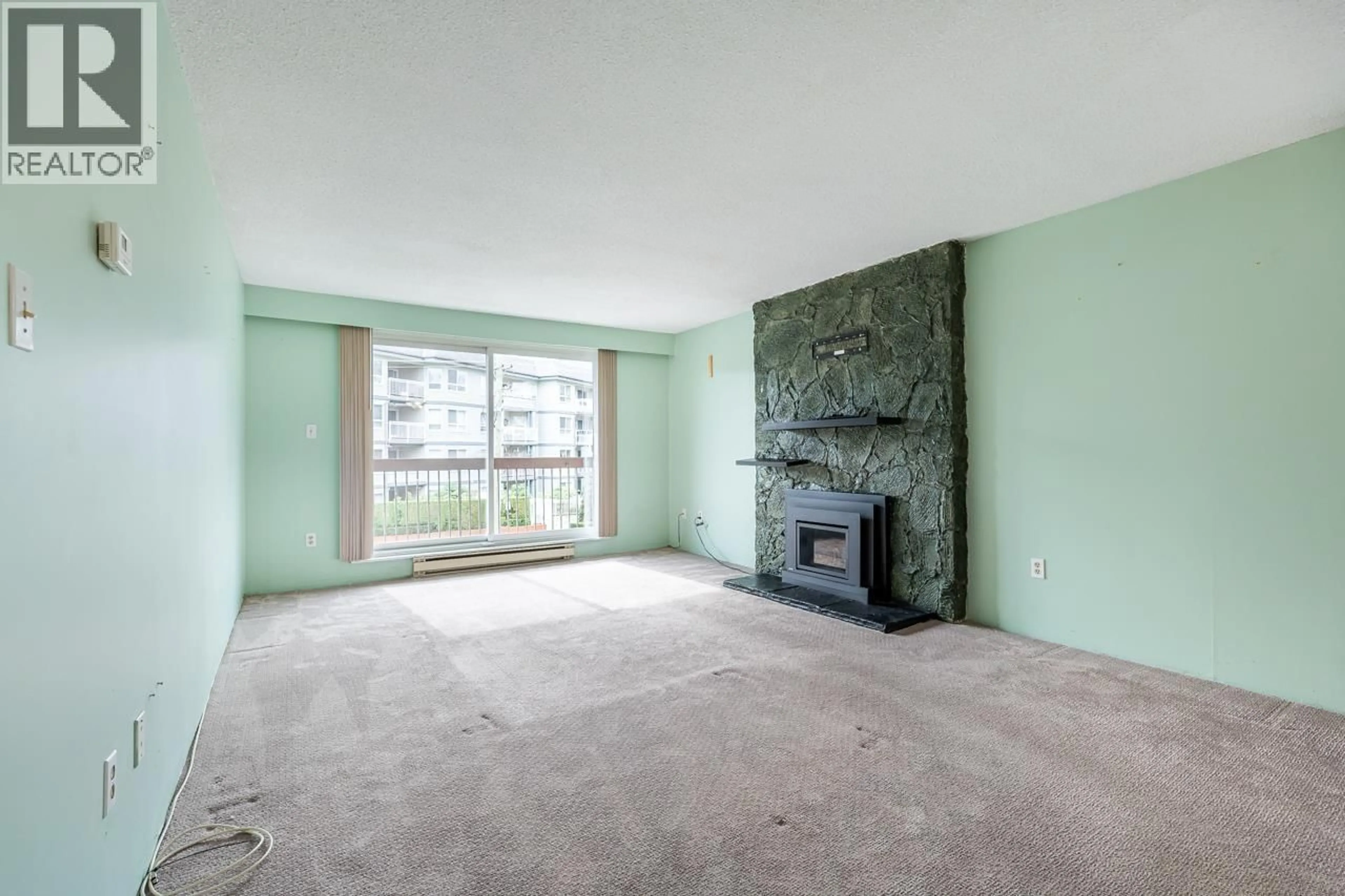 A pic of a room for 213 - 2381 BURY AVENUE, Port Coquitlam British Columbia V3C1Z9
