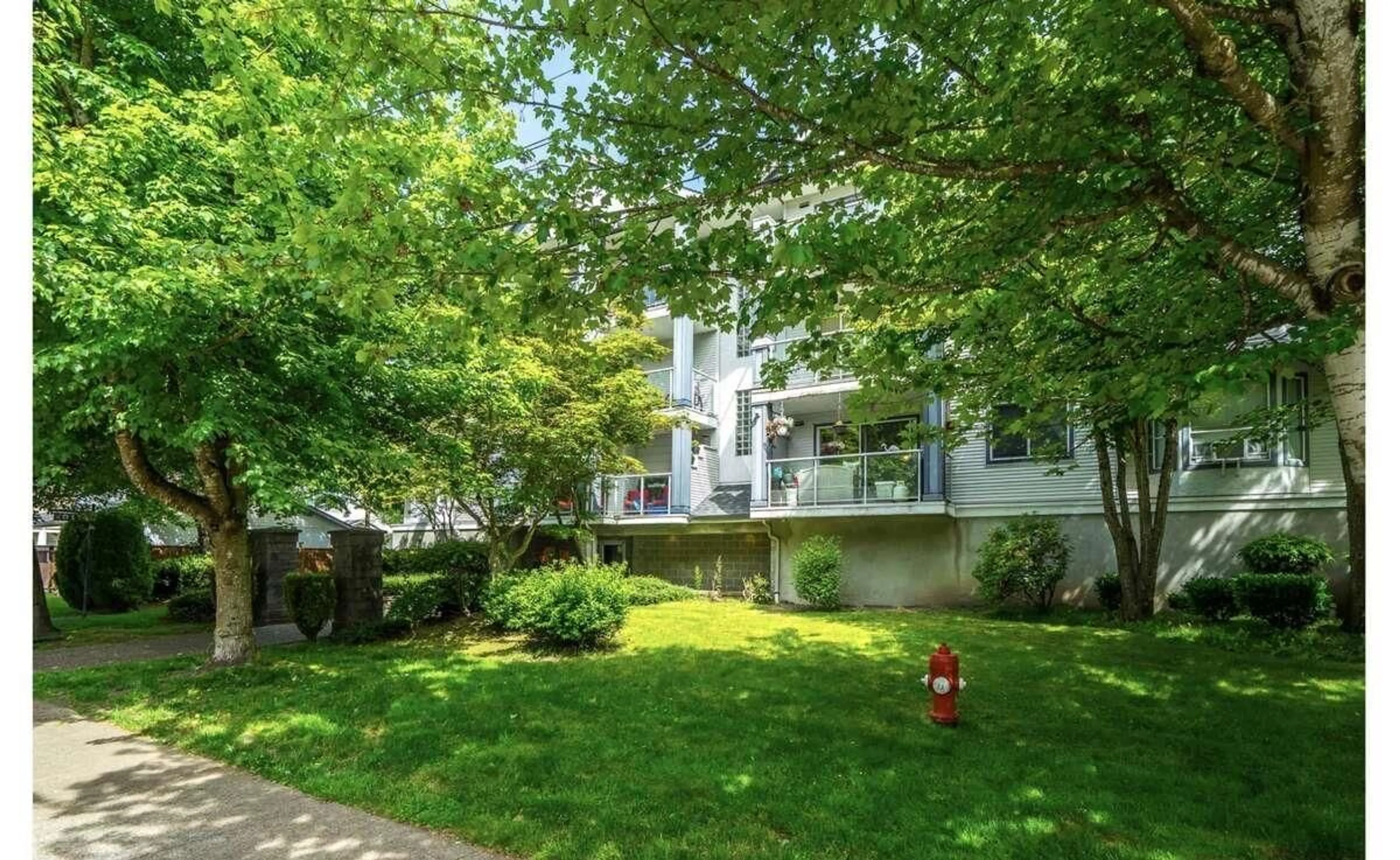 Patio, street for 210 - 20177 54A AVENUE, Langley British Columbia V3A3W6