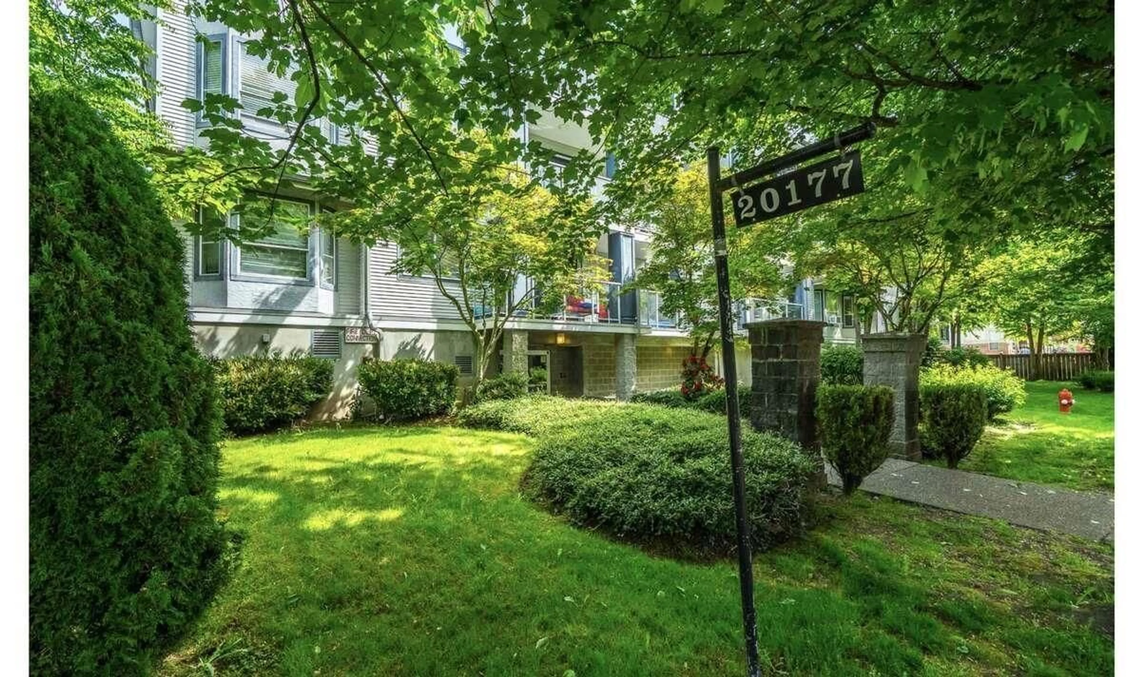 Patio, street for 210 - 20177 54A AVENUE, Langley British Columbia V3A3W6