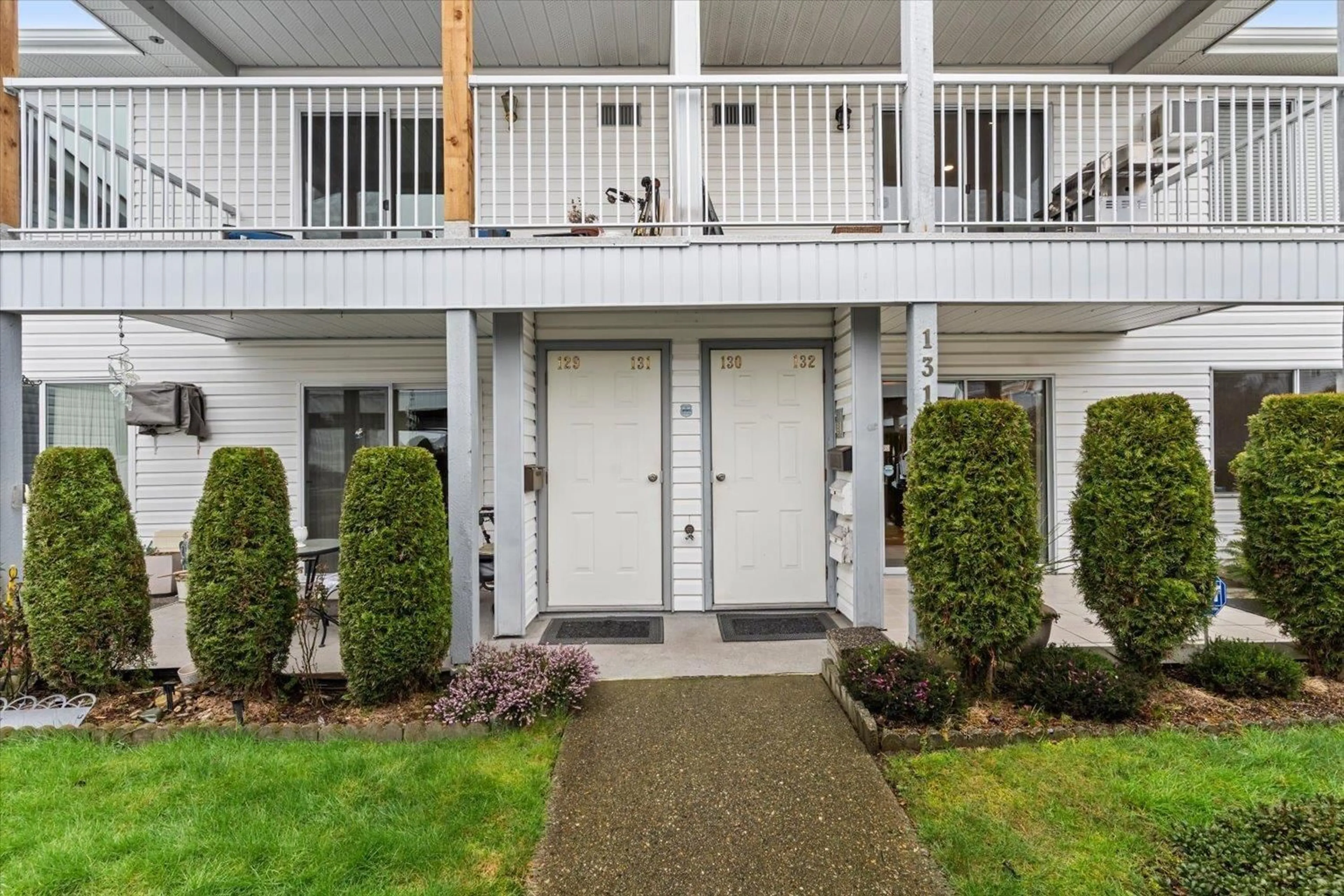 Patio, street for 131 - 32691 GARIBALDI DRIVE, Abbotsford British Columbia V2T5T7